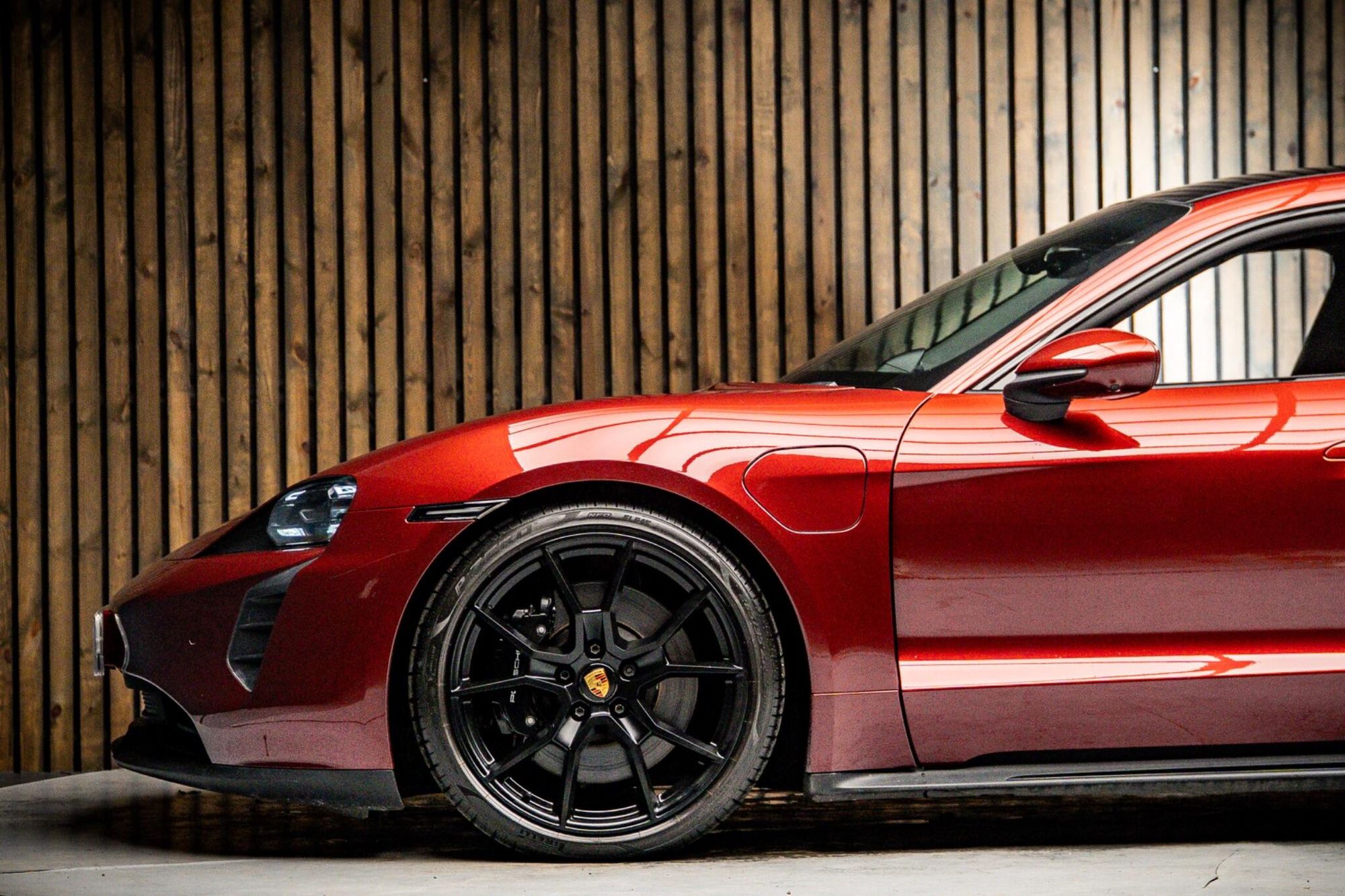 PORSCHE TAYCAN SALOON 440kW GTS 93kWh 4dr Auto for sale UK - Slide 9