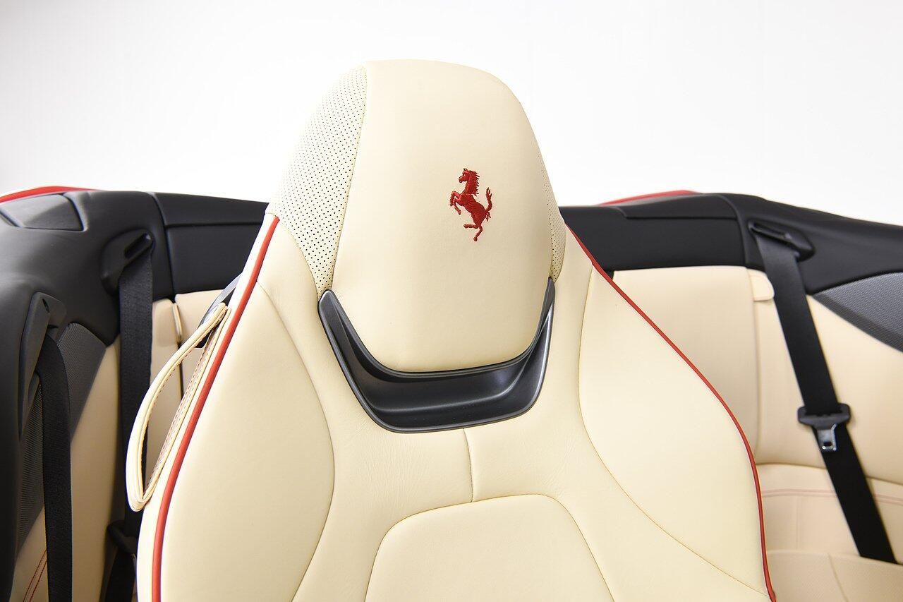 FERRARI PORTOFINO CONVERTIBLE GT 2dr Auto for sale UK - Slide 9