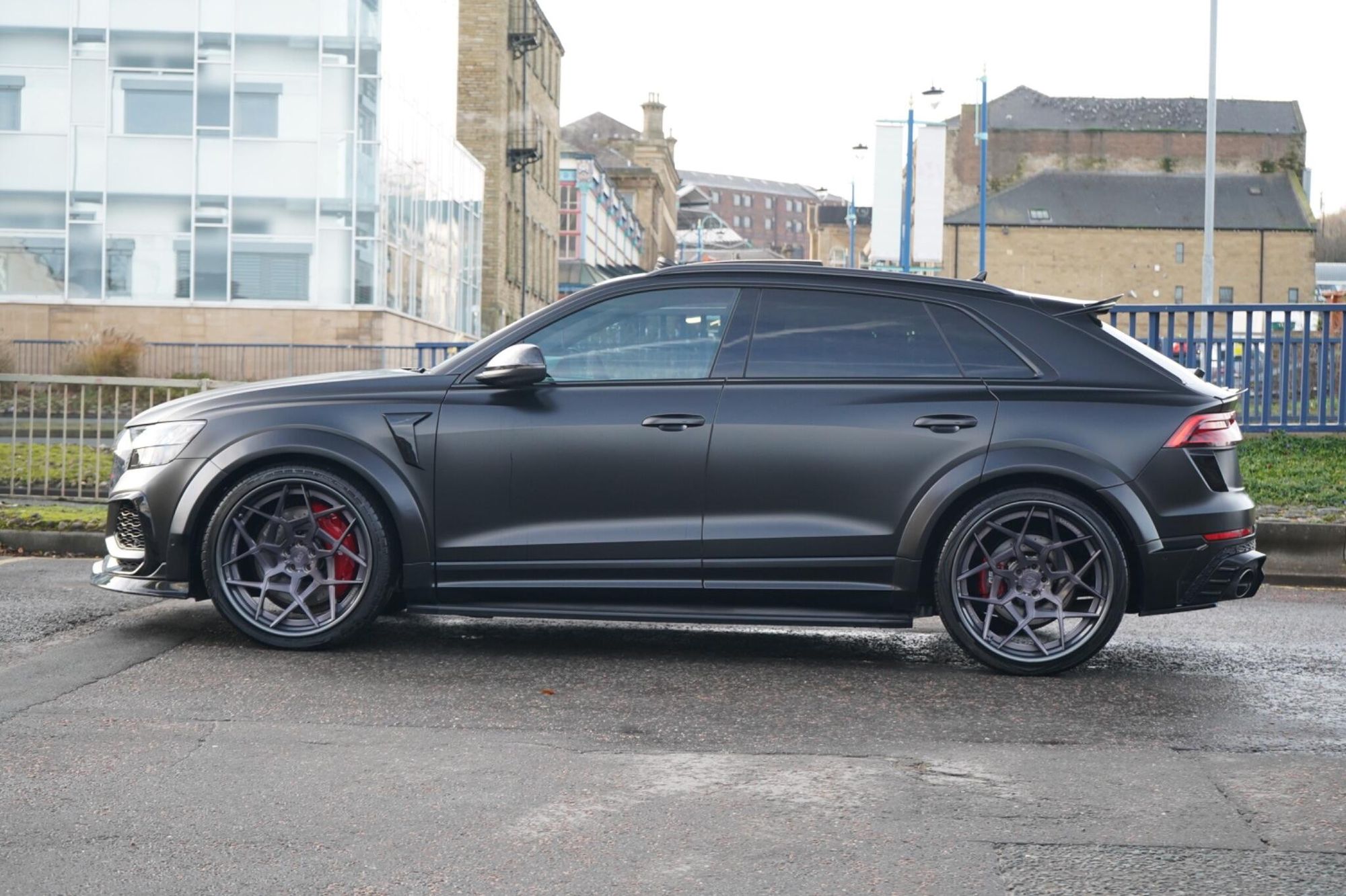 AUDI Q8 ESTATE SQ8 TFSI Quattro Vorsprung 5dr Tiptronic for sale UK - Slide 10