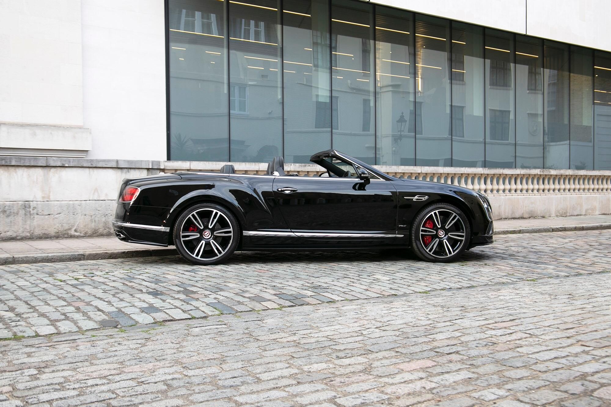 BENTLEY CONTINENTAL GTC CONVERTIBLE 4.0 V8 S 2dr Auto for sale UK - Slide 7