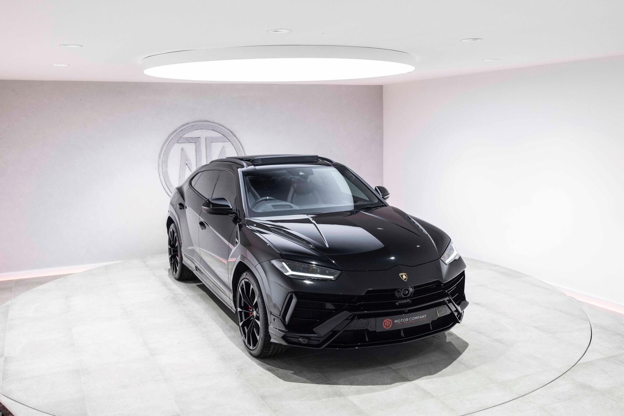 LAMBORGHINI URUS ESTATE 4.0T FSI V8 S 5dr Auto for sale UK - Slide 5
