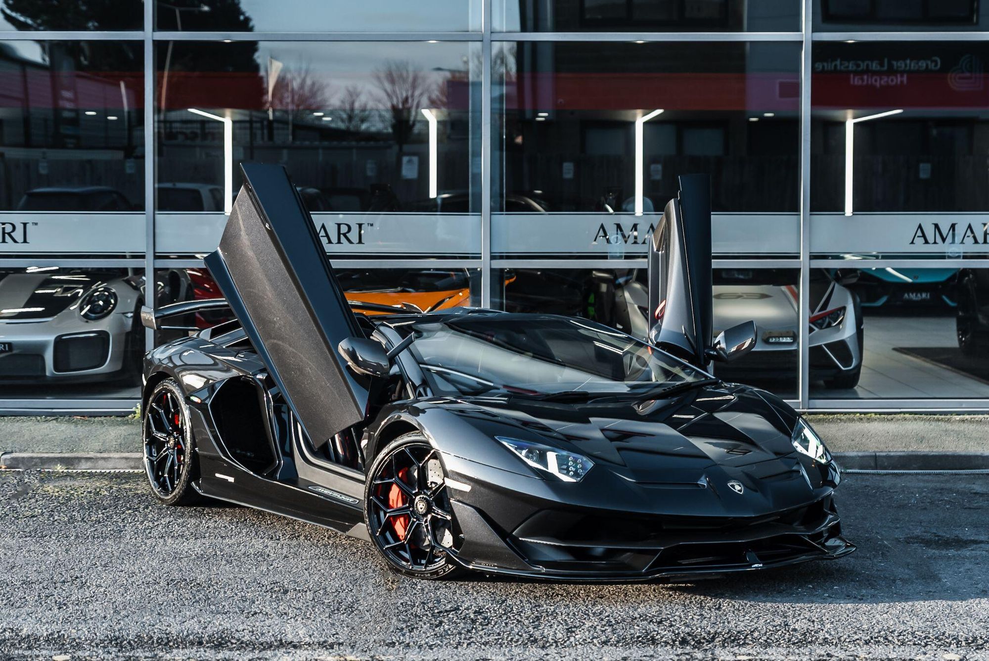 LAMBORGHINI AVENTADOR ROADSTER SPECIAL EDITION LP 770-4 SVJ 2dr ISR for sale UK - Slide 2