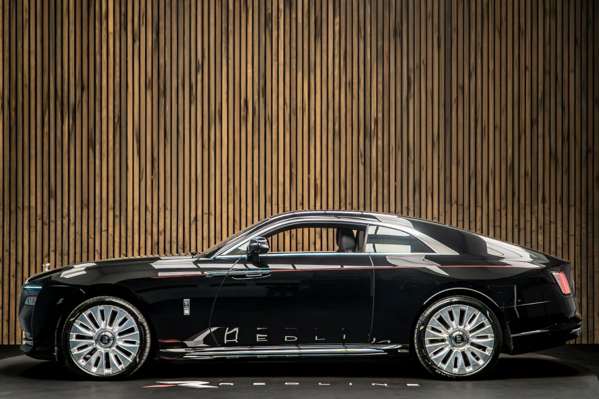 ROLLS-ROYCE SPECTRE COUPE 430kW 102kWh 2dr Auto for sale UK - Slide 6
