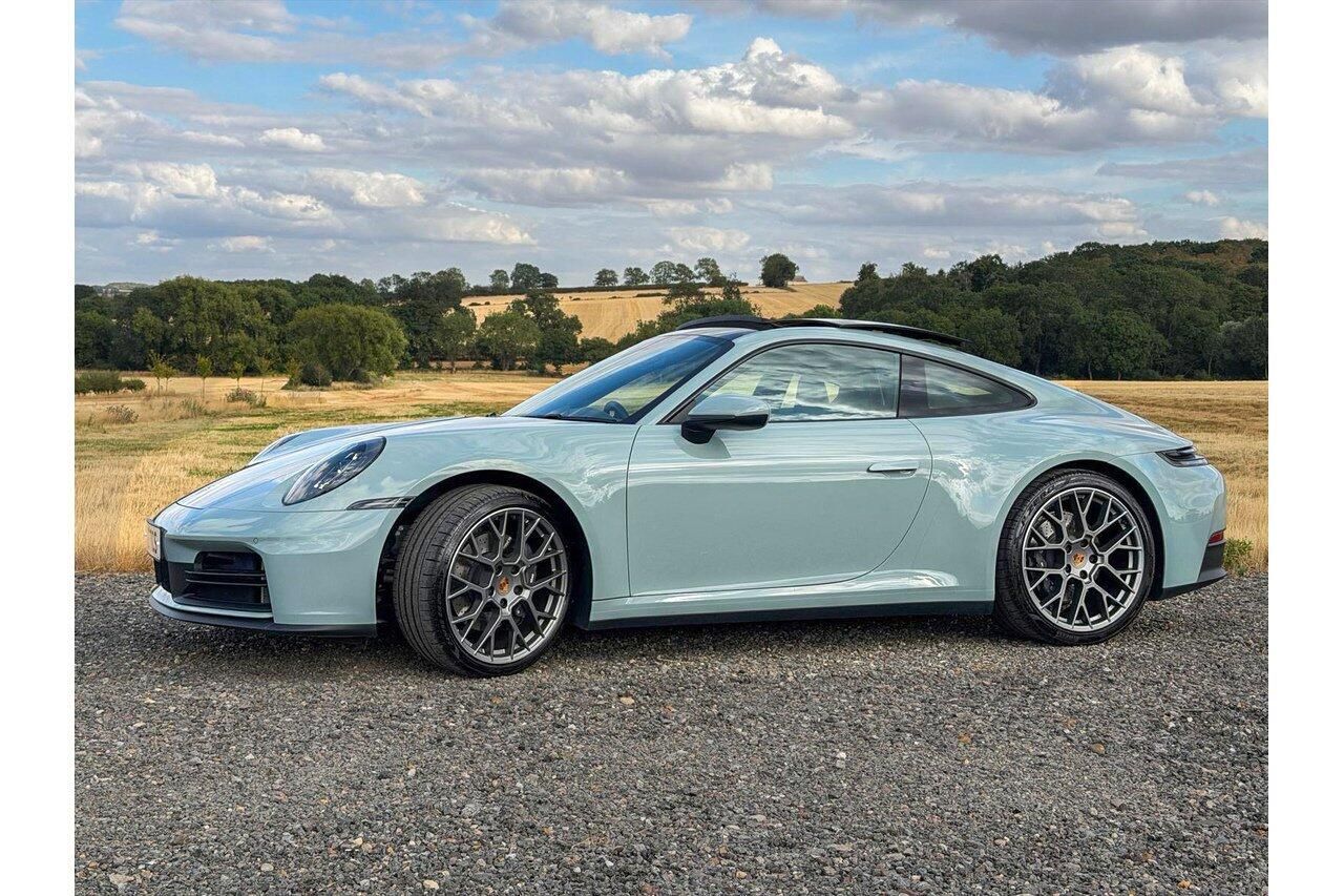 PORSCHE 911 [992] CARRERA COUPE 2dr PDK for sale UK - Slide 4