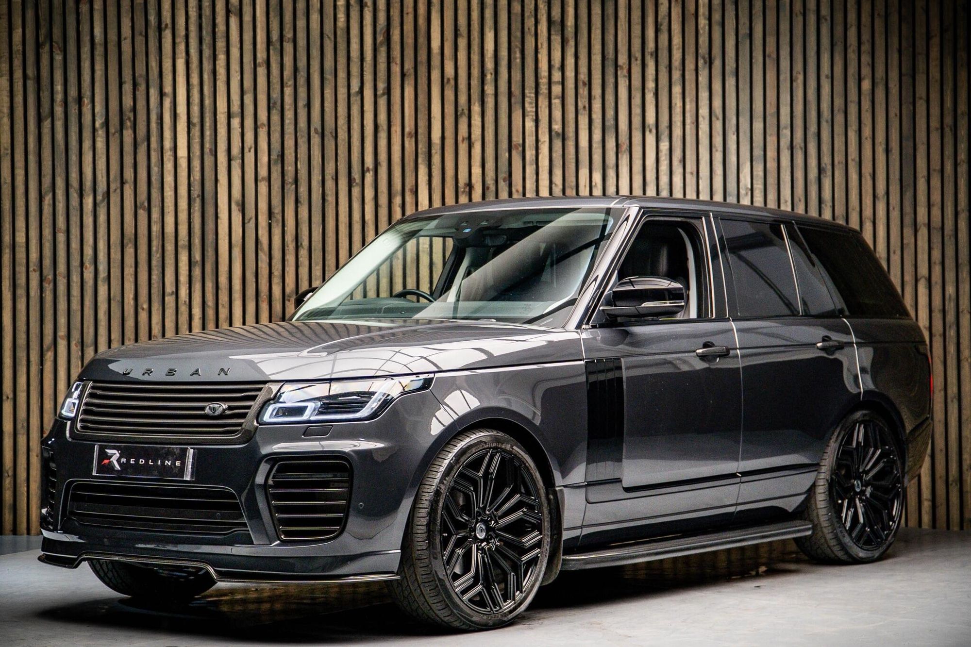 LAND ROVER RANGE ROVER DIESEL ESTATE 3.0 SDV6 Vogue 4dr Auto for sale UK - Slide 8