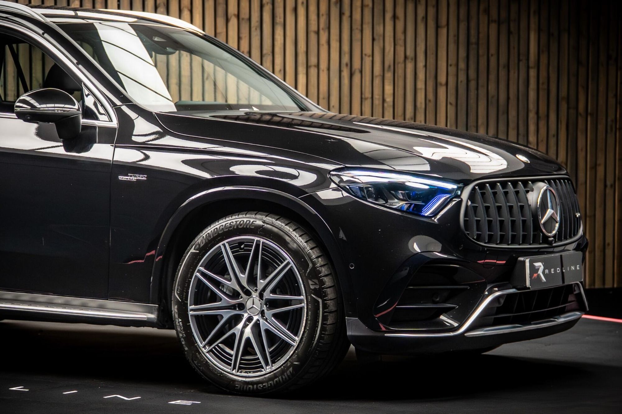 MERCEDES-BENZ GLC ESTATE GLC 300 4Matic AMG Line Premium Plus 5dr 9G-Tronic for sale UK - Slide 10