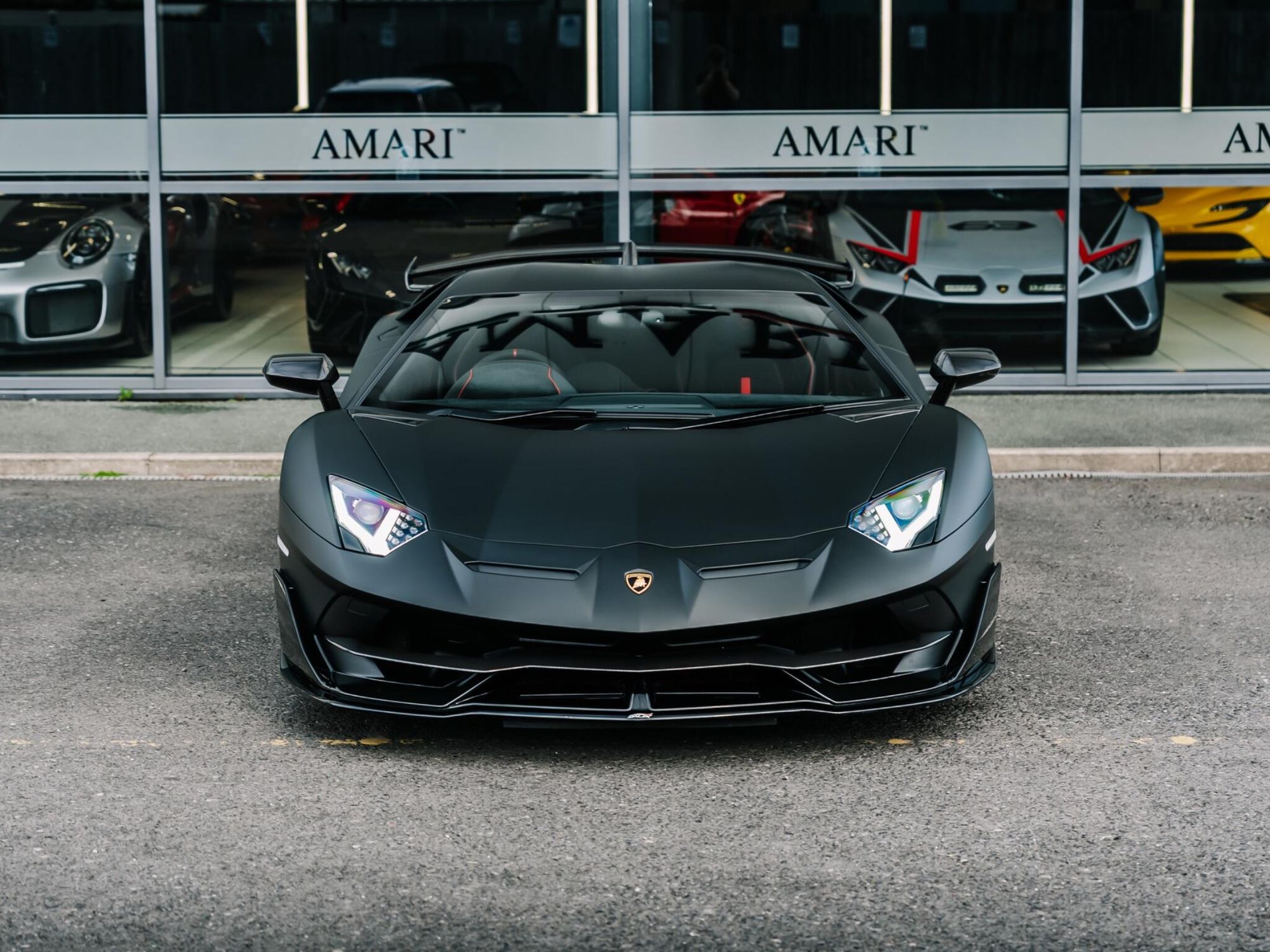LAMBORGHINI AVENTADOR COUPE SPECIAL EDITION LP 770-4 SVJ 2dr ISR for sale UK - Slide 6