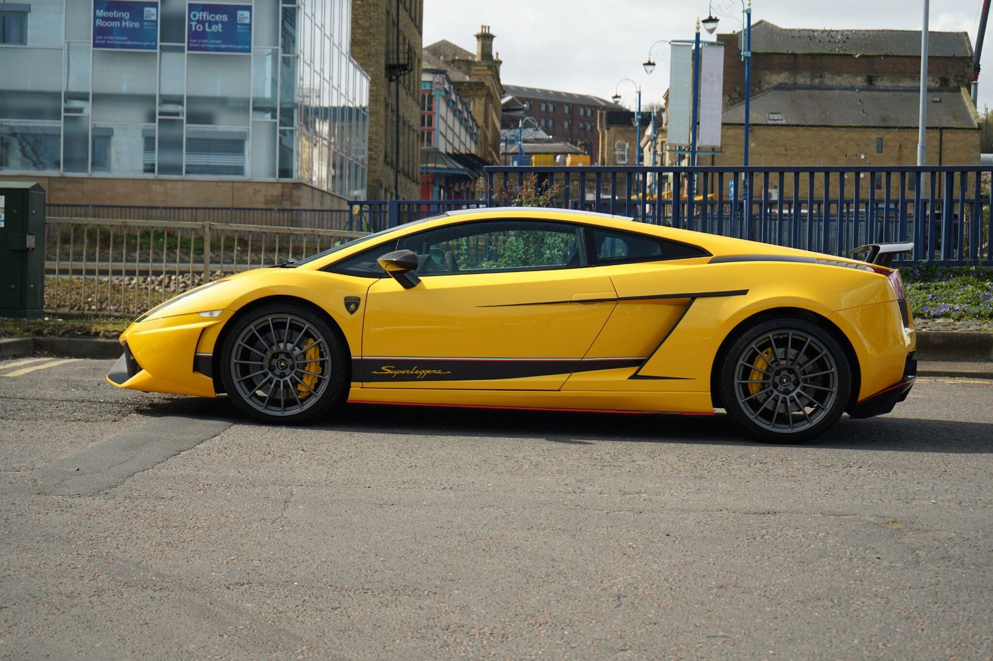 LAMBORGHINI GALLARDO COUPE LP 570-4 Superleggera 2dr E Gear for sale UK - Slide 7