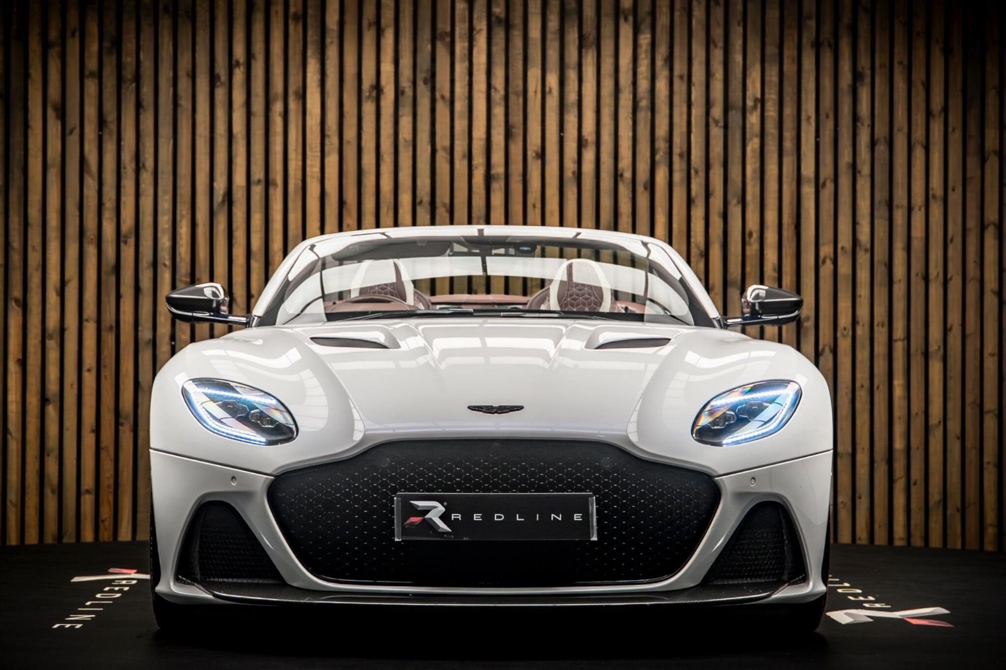 ASTON MARTIN DBS CONVERTIBLE V12 Superleggera 2dr Volante Touchtronic Auto for sale UK - Slide 5