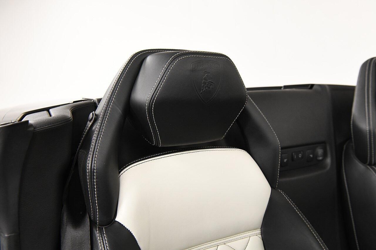 LAMBORGHINI GALLARDO SPYDER LP 560-4 2dr for sale UK - Slide 9