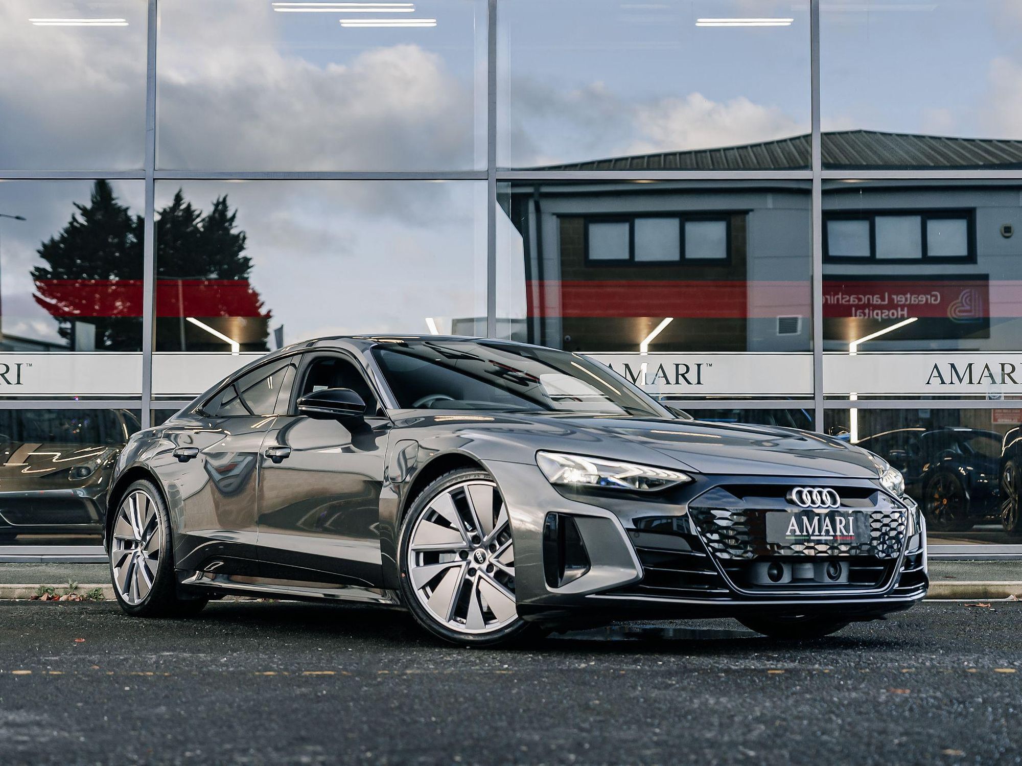 AUDI RS E-TRON GT SALOON 475kW Quattro 93kWh 4dr Auto