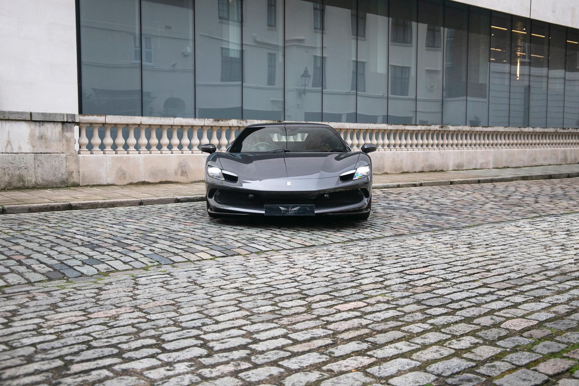 FERRARI 296 COUPE Gtb 2dr Auto for sale UK - Slide 4