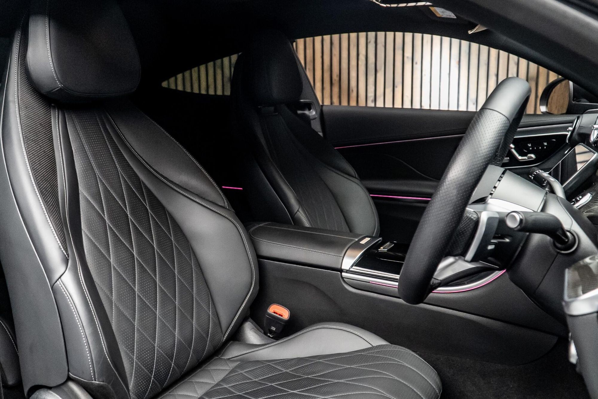 MERCEDES-BENZ CLE COUPE CLE 300 4Matic Premier Edition 2dr 9G-Tronic for sale UK - Slide 2