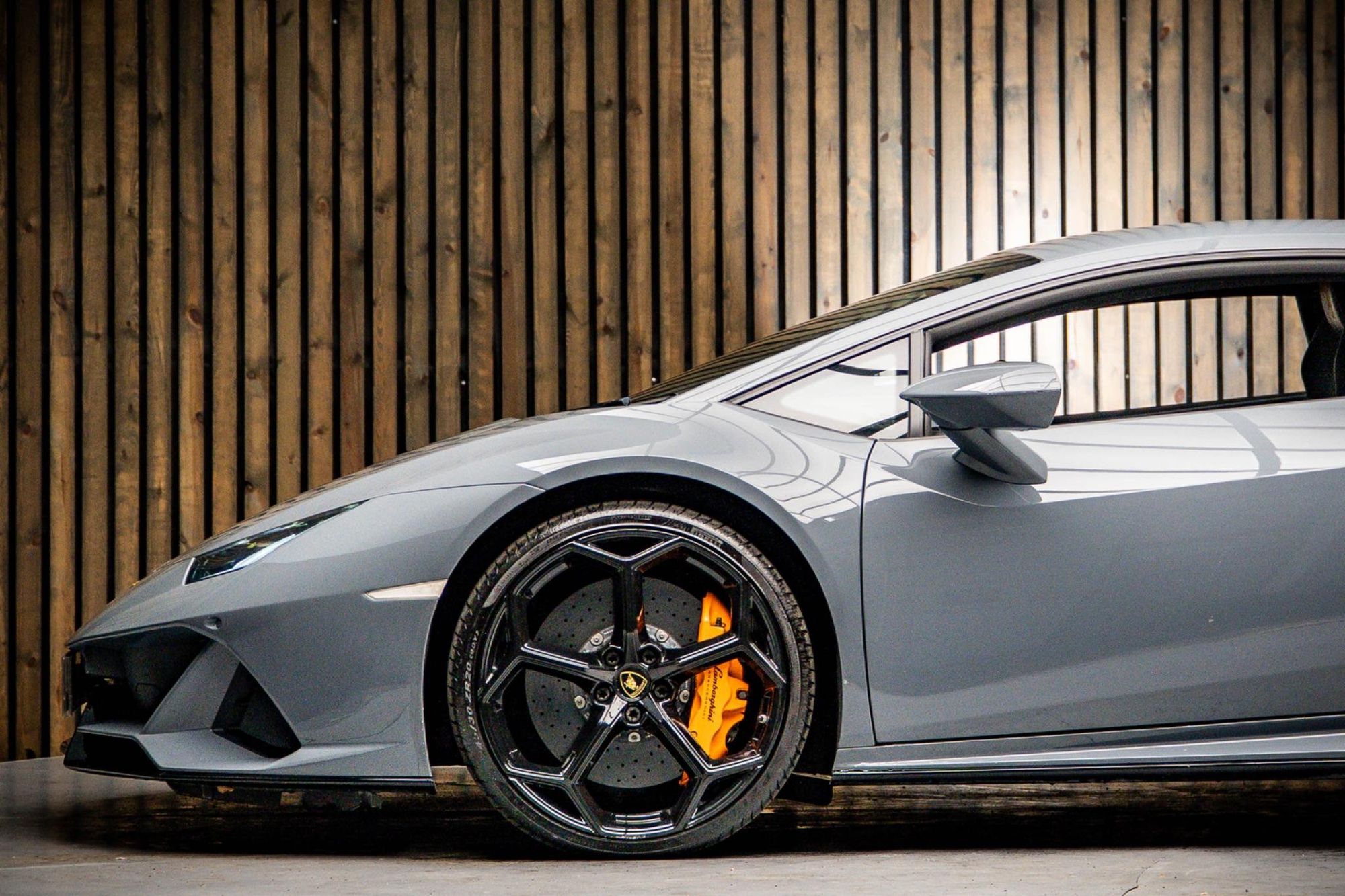 LAMBORGHINI HURACAN COUPE LP 640-4 Performante 2dr LDF for sale UK - Slide 9