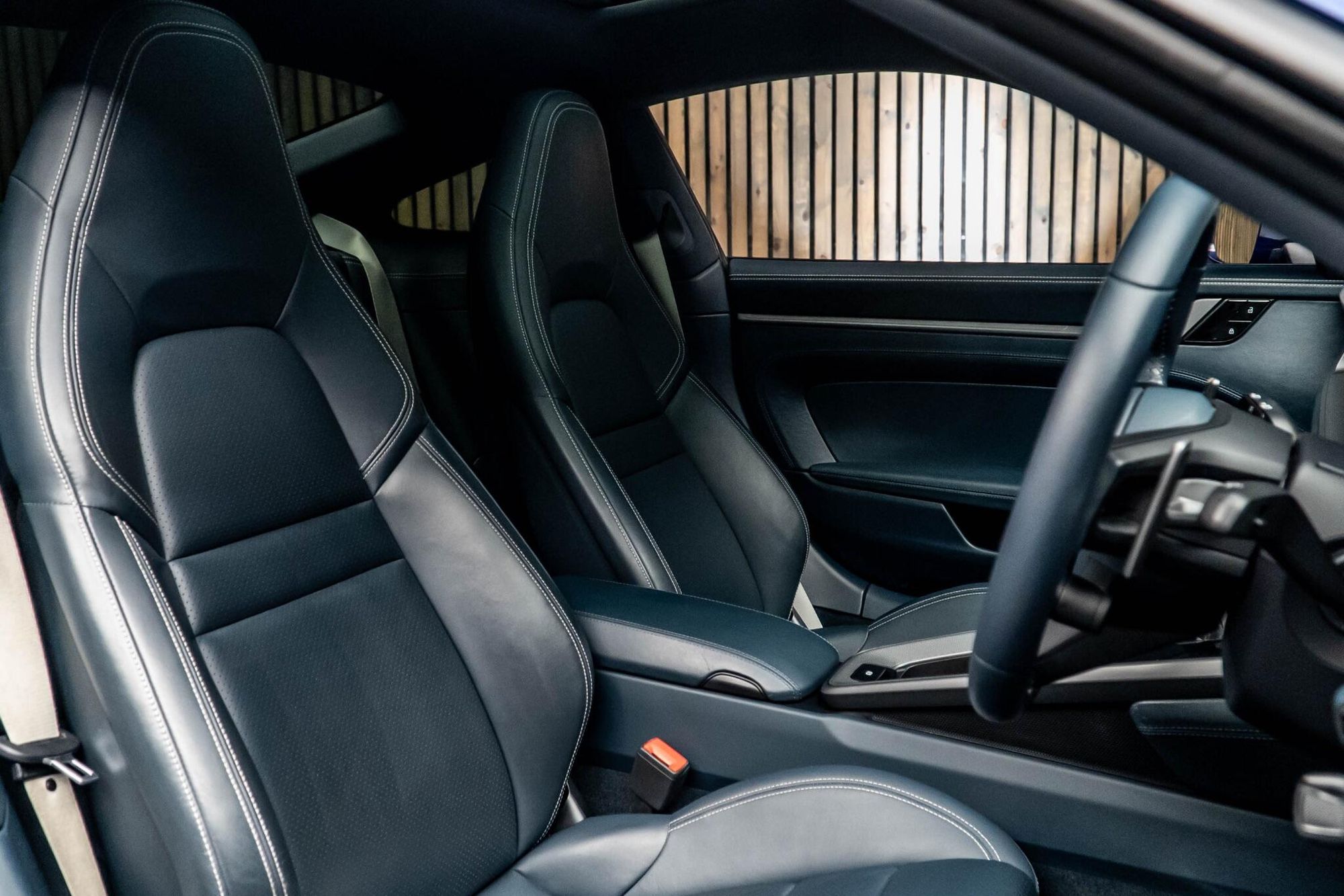 PORSCHE 911 [992] CARRERA COUPE S 2dr PDK for sale UK - Slide 2