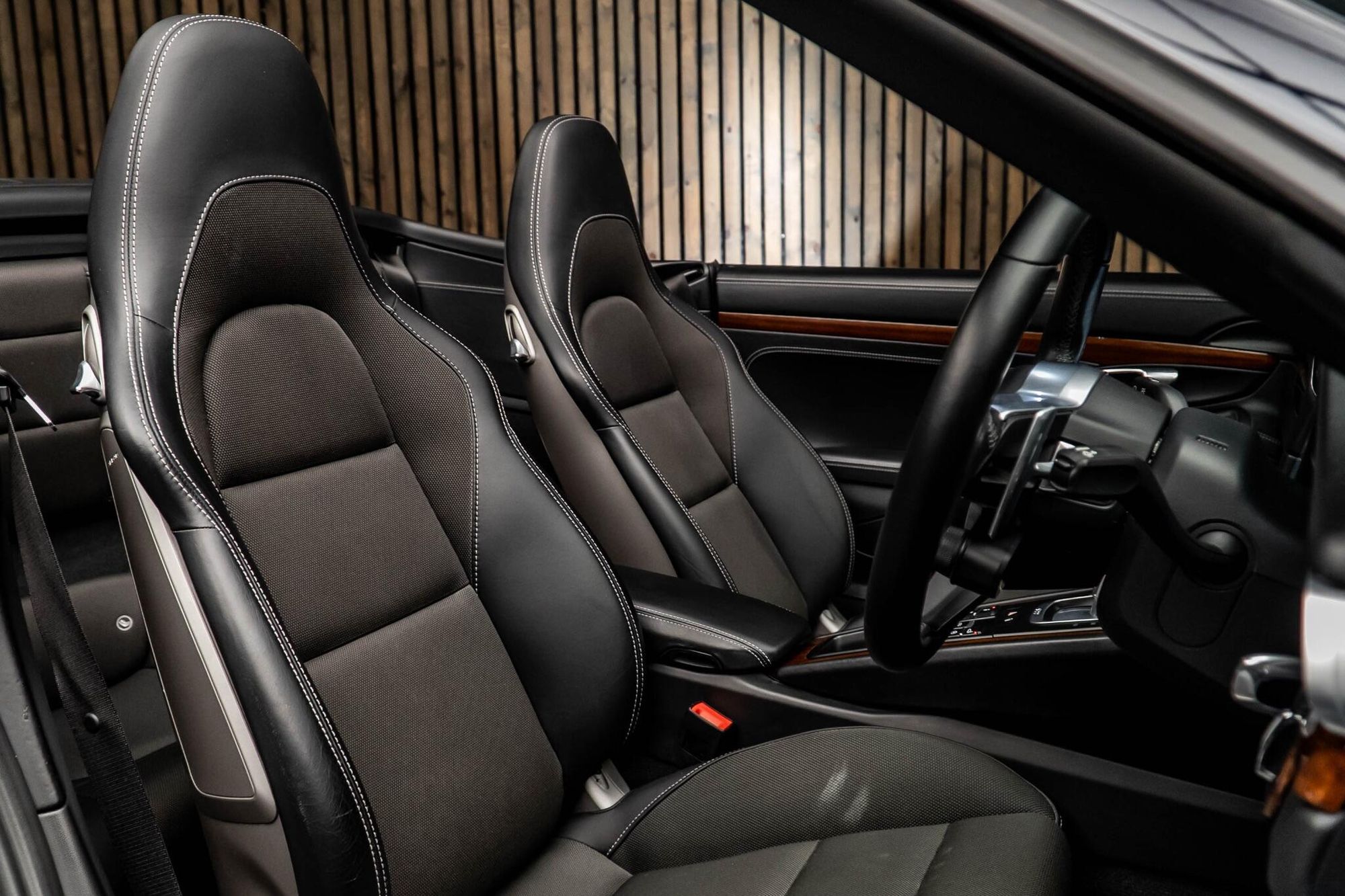 PORSCHE 911 [991] CARRERA 4 CABRIOLET S 2dr PDK for sale UK - Slide 2