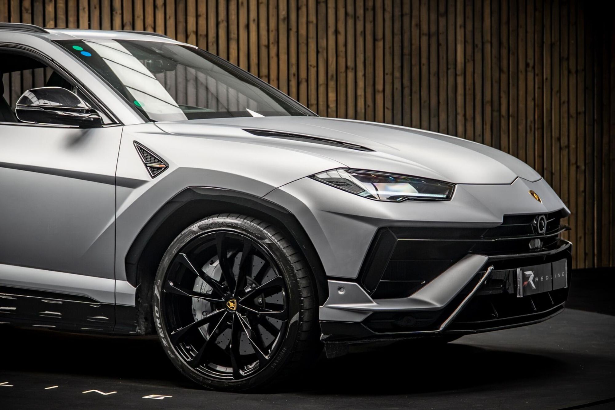 LAMBORGHINI URUS ESTATE 4.0T FSI V8 S 5dr Auto for sale UK - Slide 10