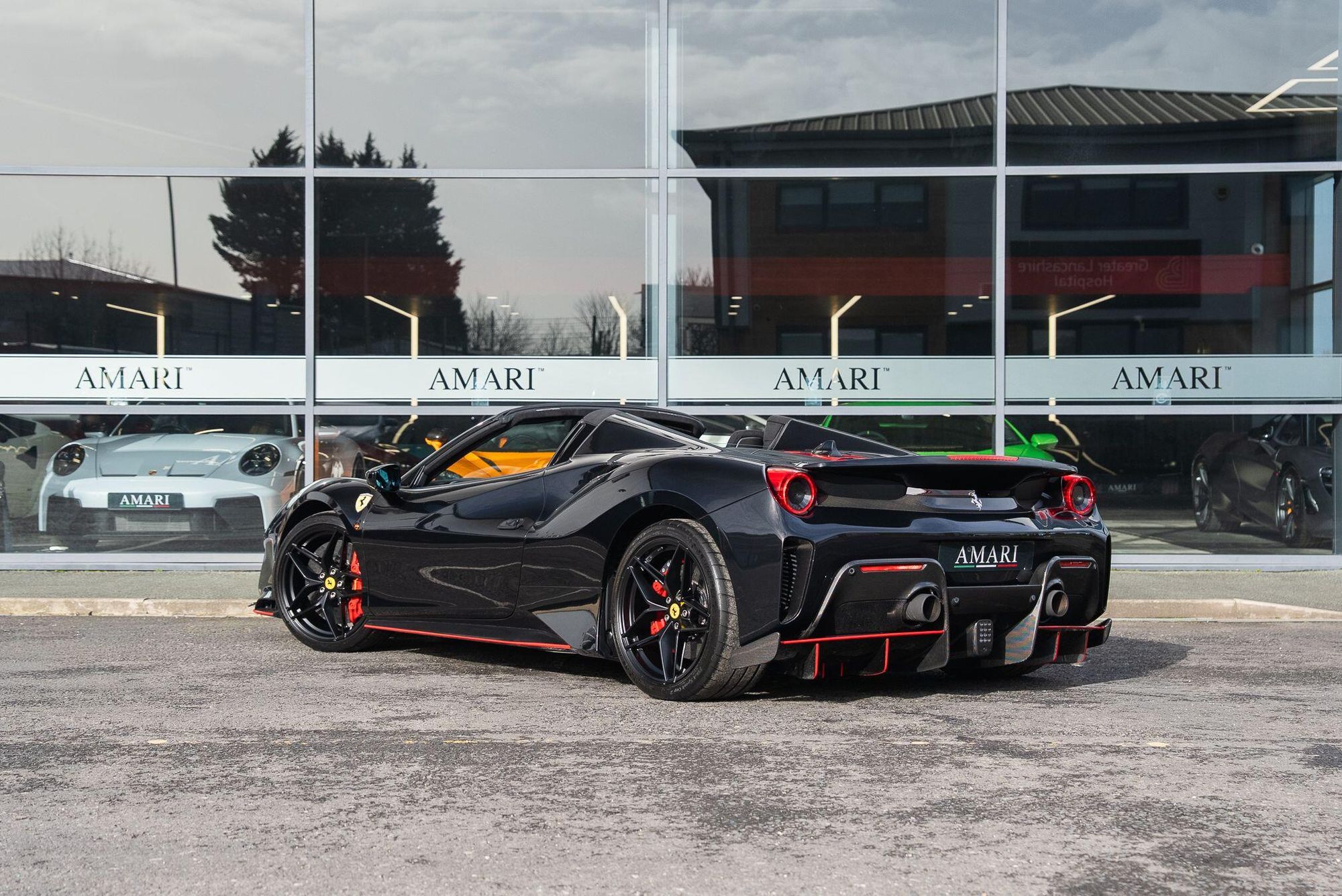 FERRARI 488 PISTA SPIDER 2dr Auto for sale UK - Slide 5