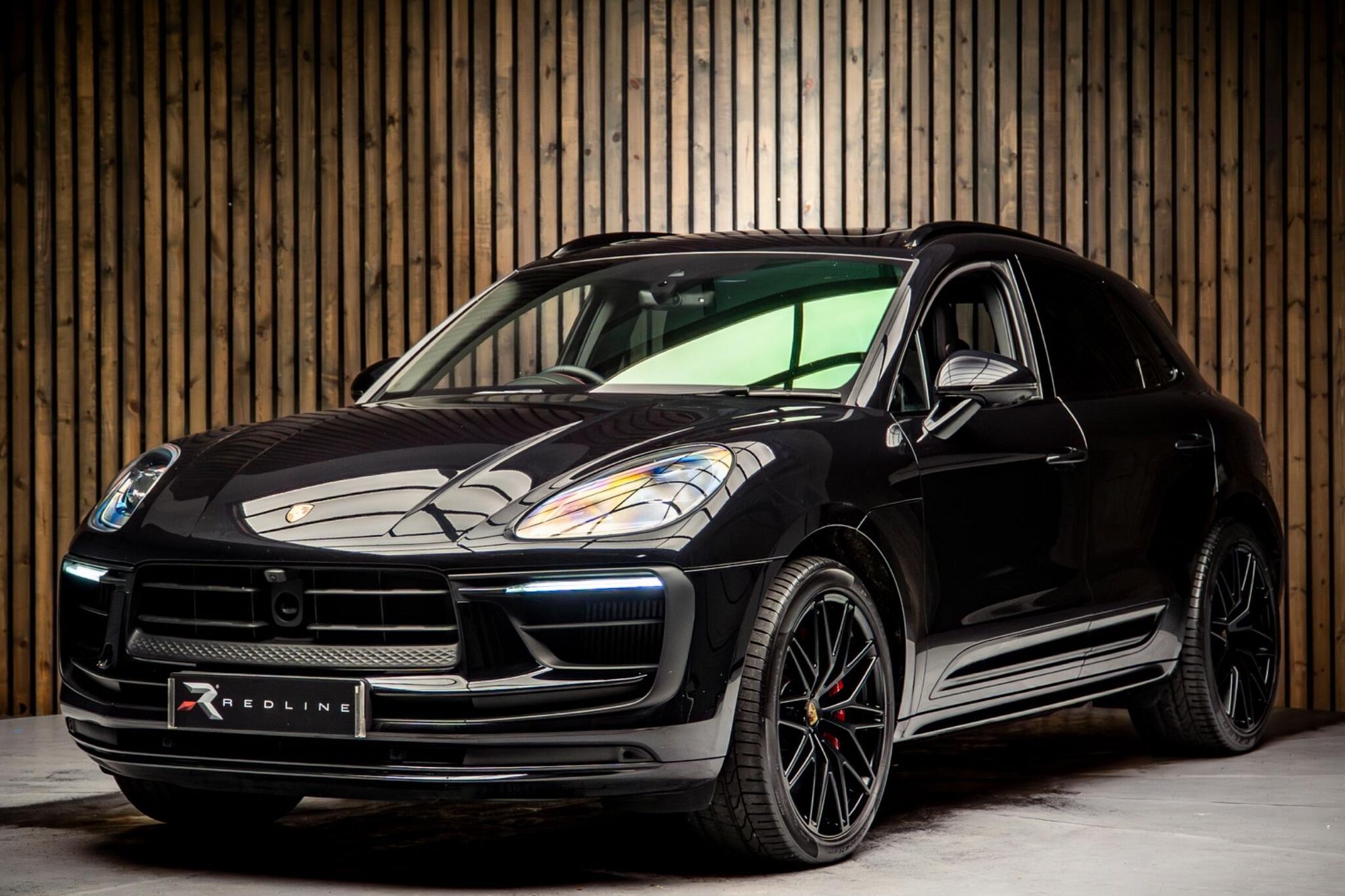 PORSCHE MACAN ESTATE GTS 5dr PDK for sale UK - Slide 8