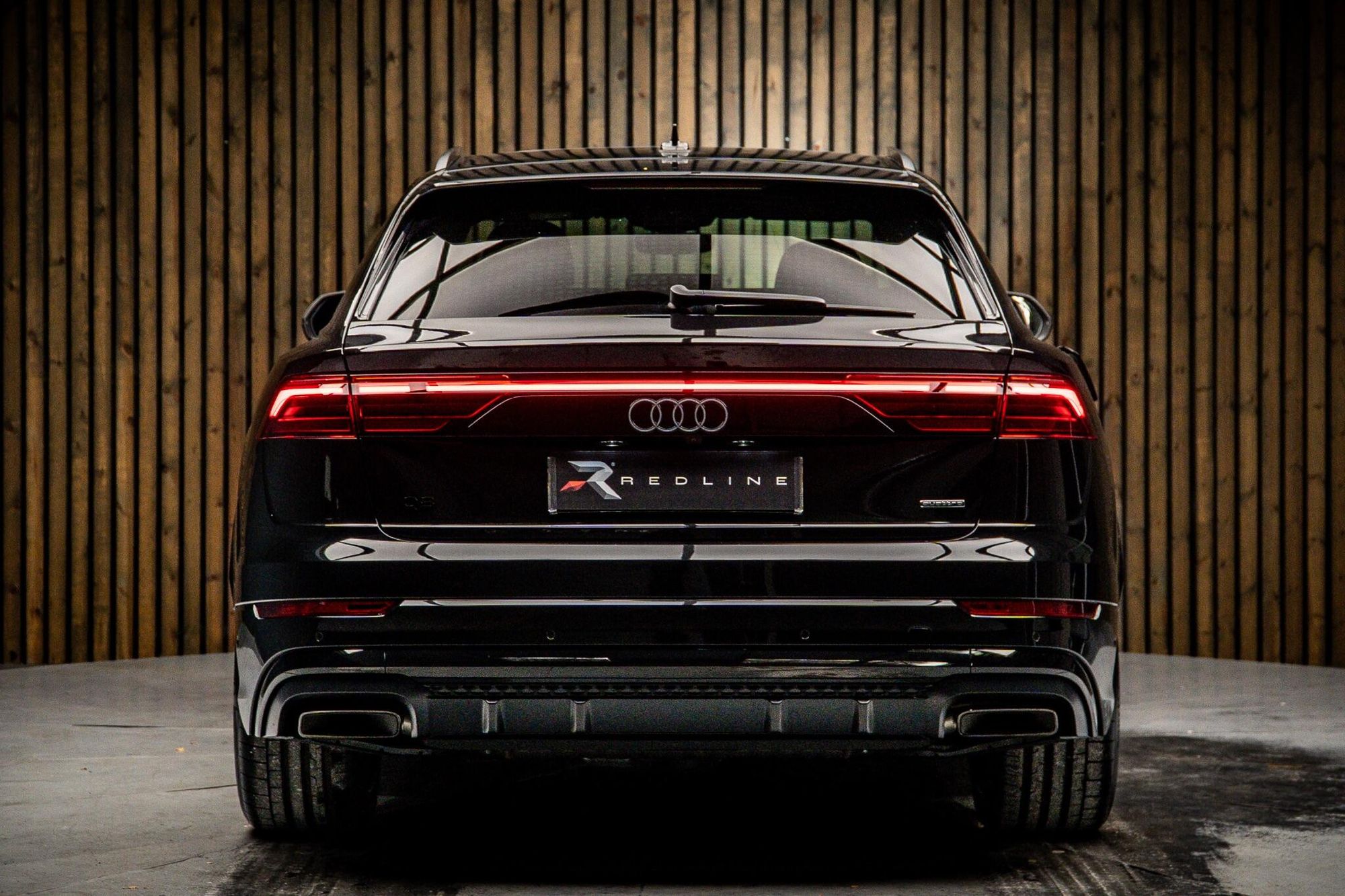 AUDI Q8 ESTATE 55 TFSI Quattro Black Edition 5dr Tiptronic for sale UK - Slide 6