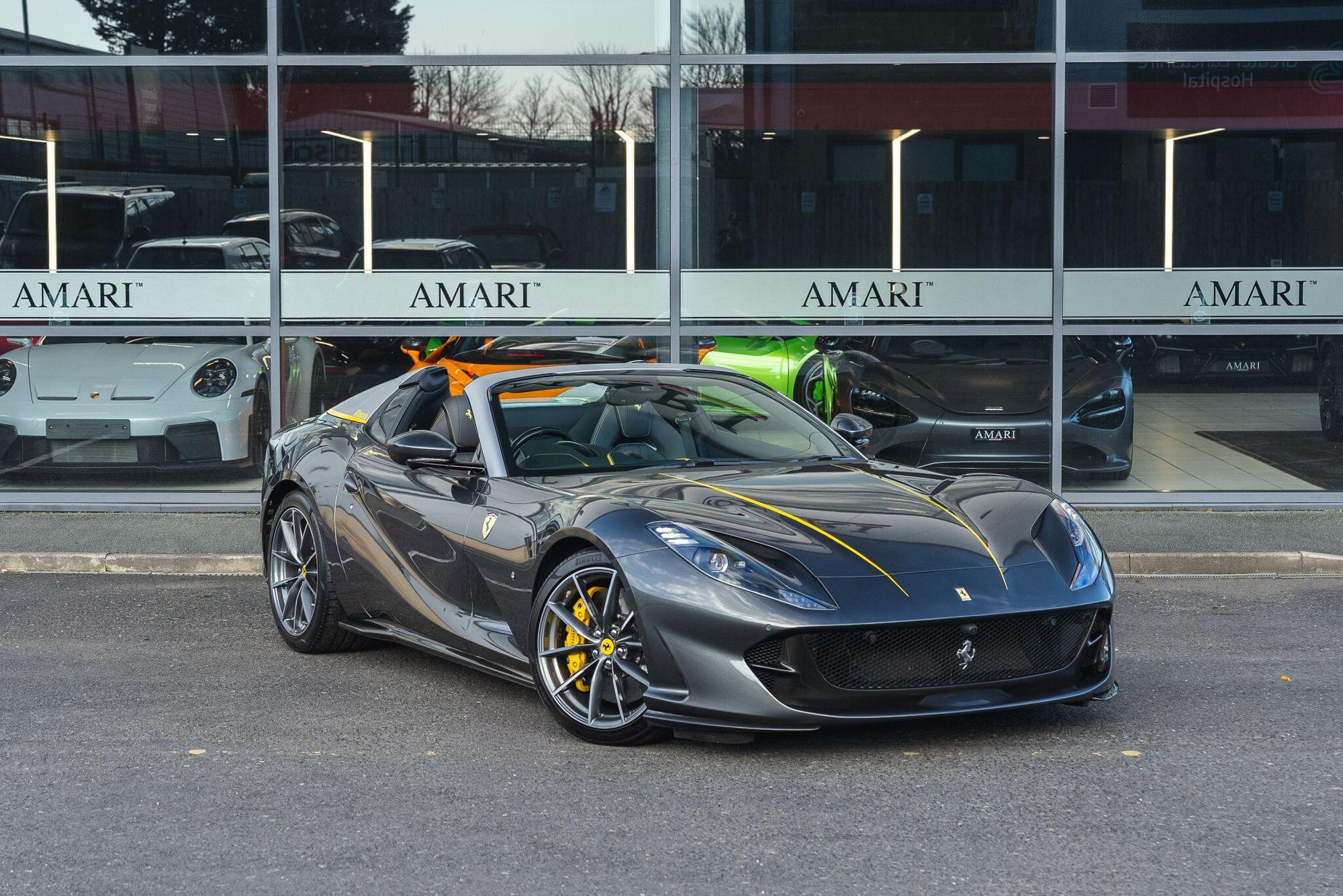 FERRARI 812 SUPERFAST GTS 2dr Auto for sale UK - Slide 4