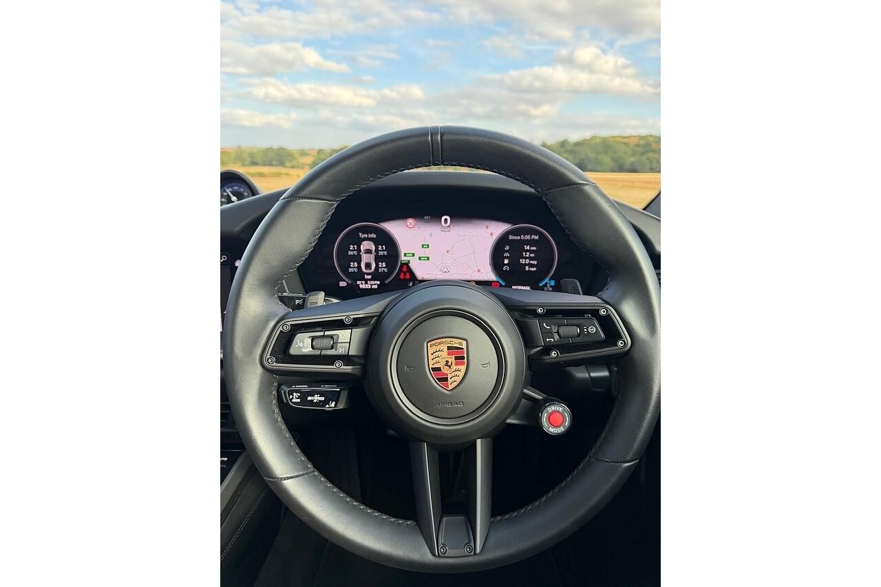 PORSCHE 911 [992] CARRERA COUPE 2dr PDK for sale UK - Slide 7