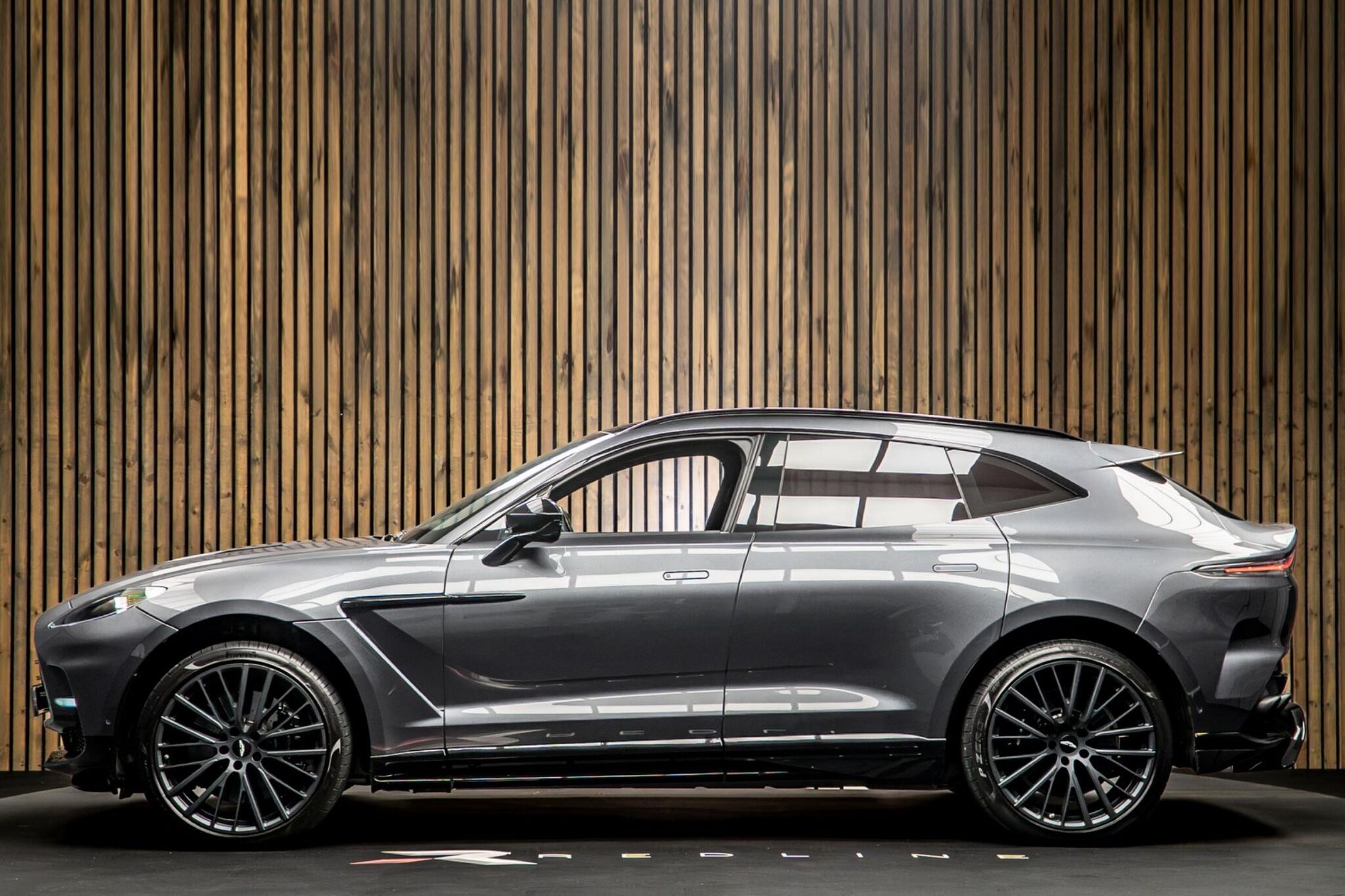 ASTON MARTIN DBX ESTATE V8 DBX707 5dr Touchtronic for sale UK - Slide 7