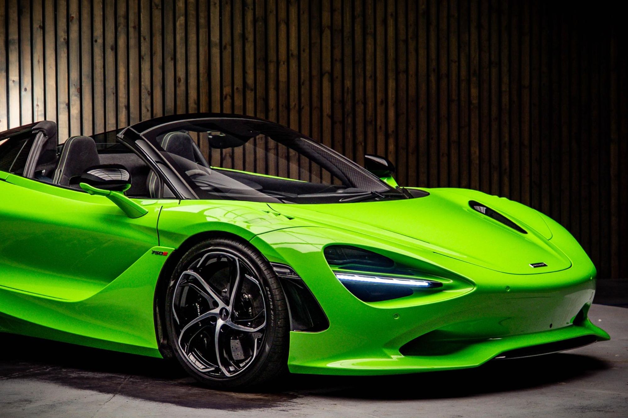 MCLAREN 750 S SPIDER V8 2dr SSG Auto for sale UK - Slide 10