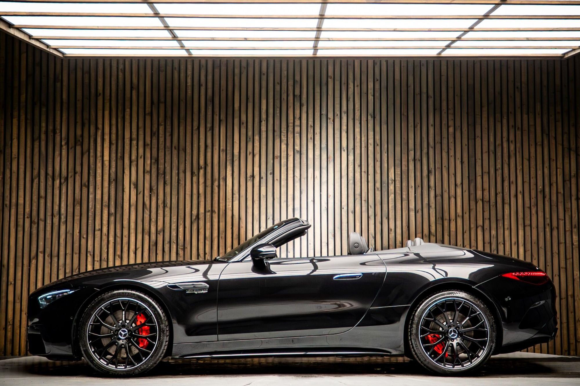 MERCEDES-BENZ SL CLASS SL AMG CONVERTIBLE SL 55 4Matic+ Premium Plus 2dr Auto for sale UK - Slide 7