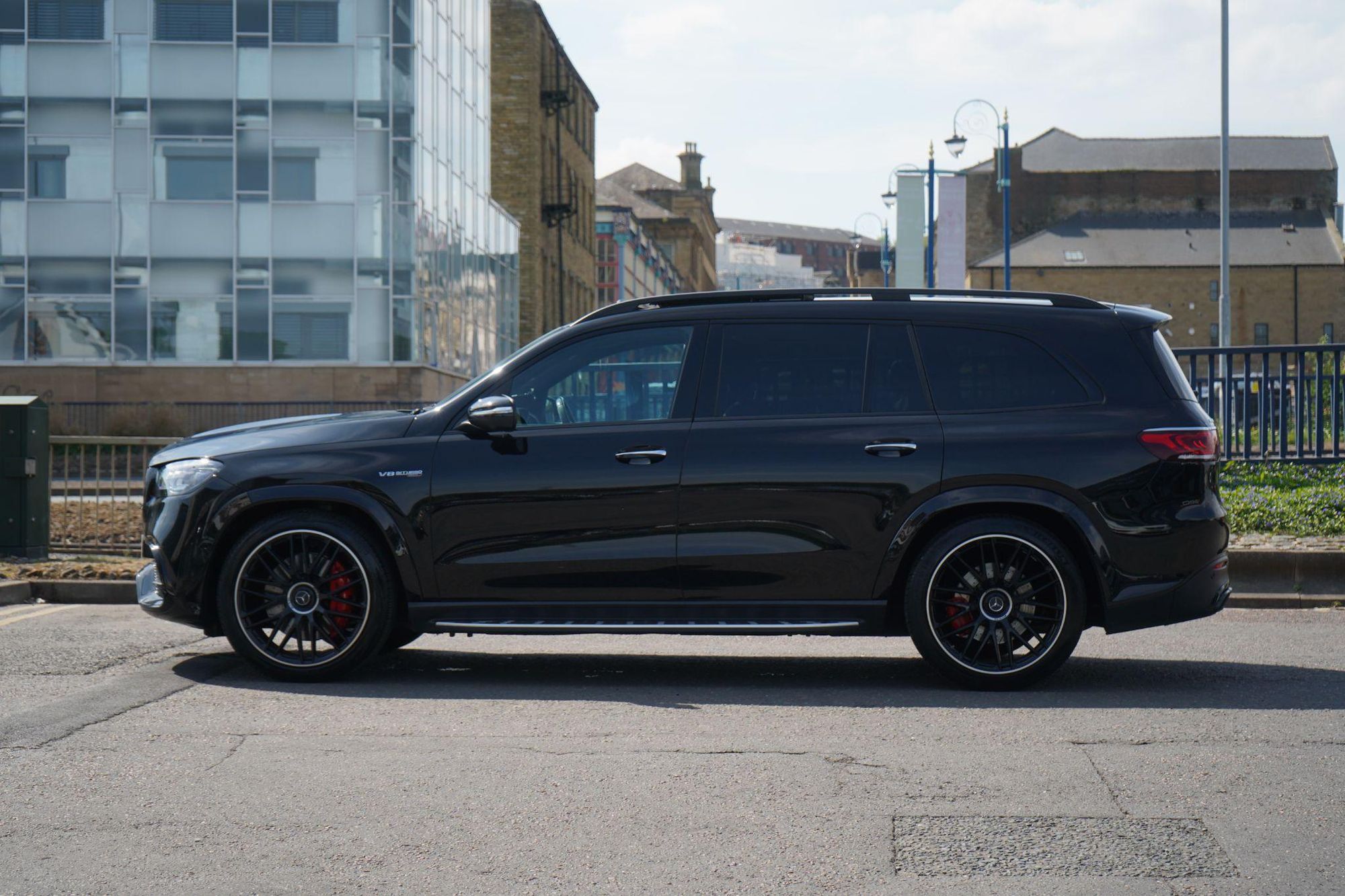 MERCEDES-BENZ GLS AMG ESTATE GLS 63 4Matic+ Night Edition Executive 5dr TCT for sale UK - Slide 8