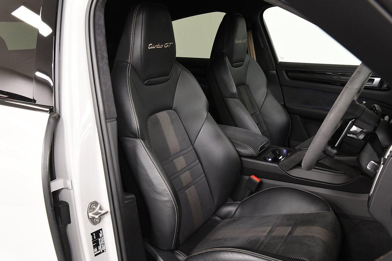 PORSCHE CAYENNE COUPE Turbo GT 5dr Tiptronic S for sale UK - Slide 8