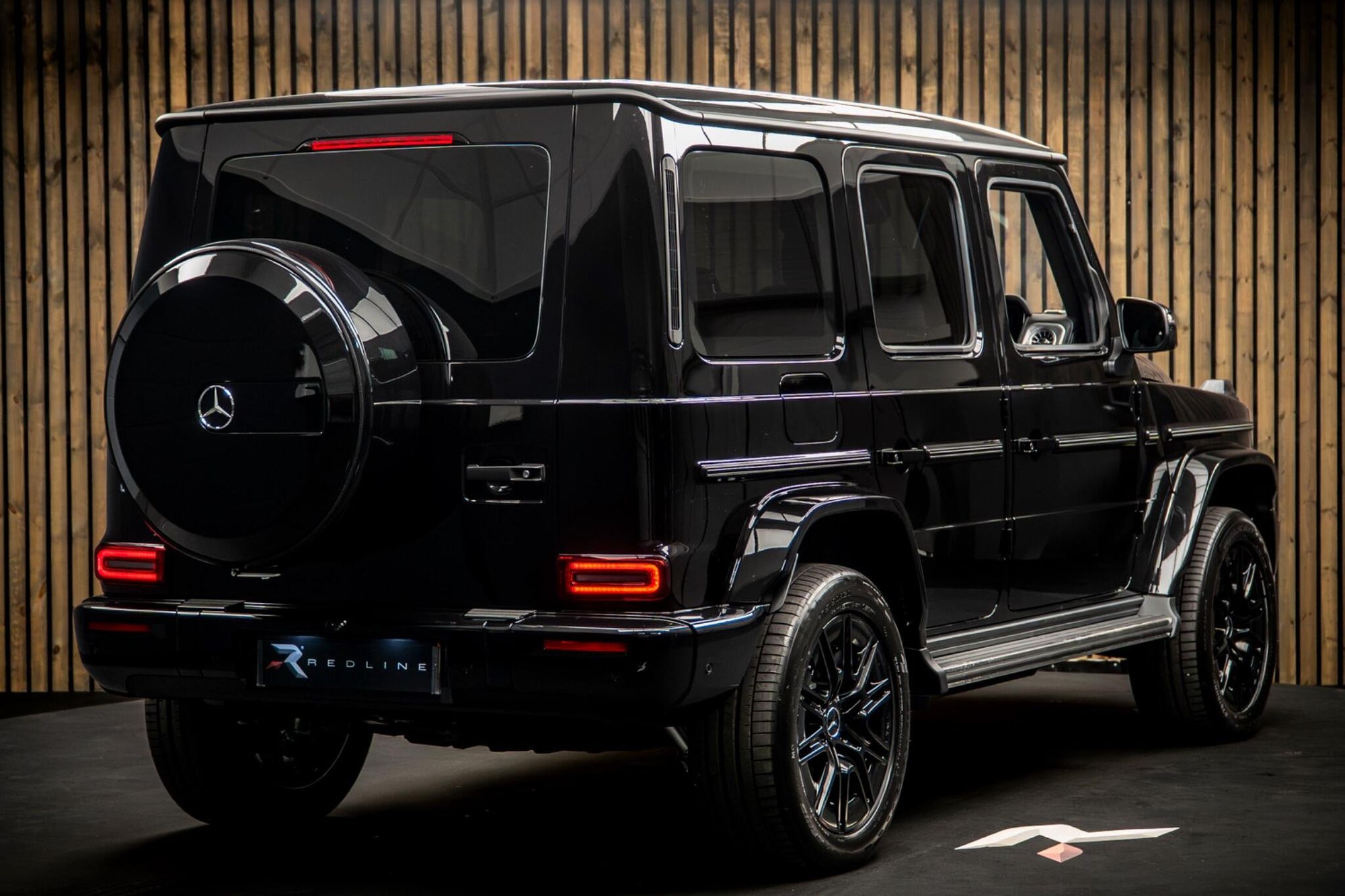 MERCEDES-BENZ G CLASS ELECTRIC STATION WAGON G 580 432kW EQ Tech AMG Line Prem+ 116kWh 5dr Auto for sale UK - Slide 4