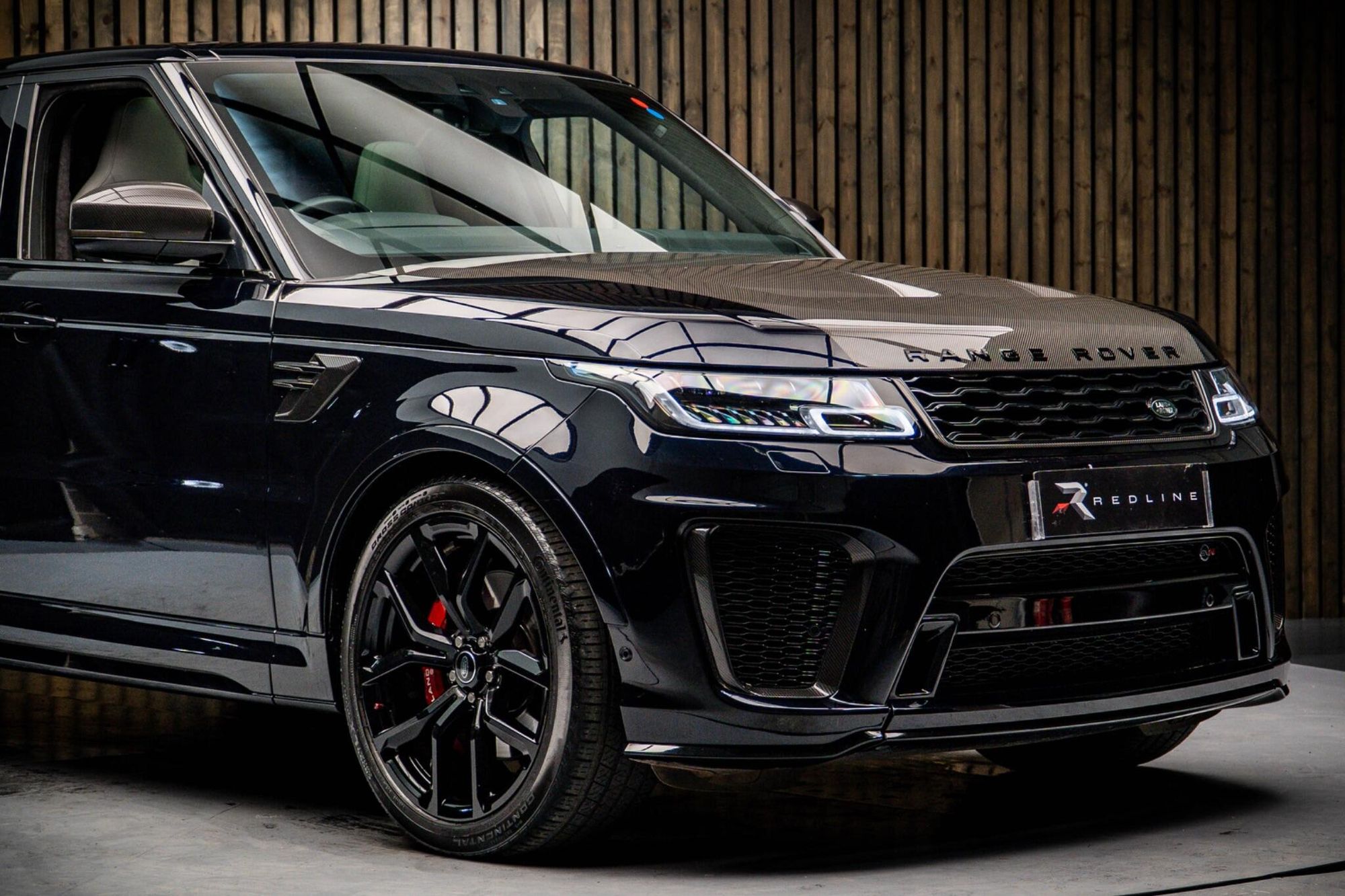 LAND ROVER RANGE ROVER SPORT ESTATE 5.0 P575 S/C SVR Carbon Edition 5dr Auto for sale UK - Slide 10