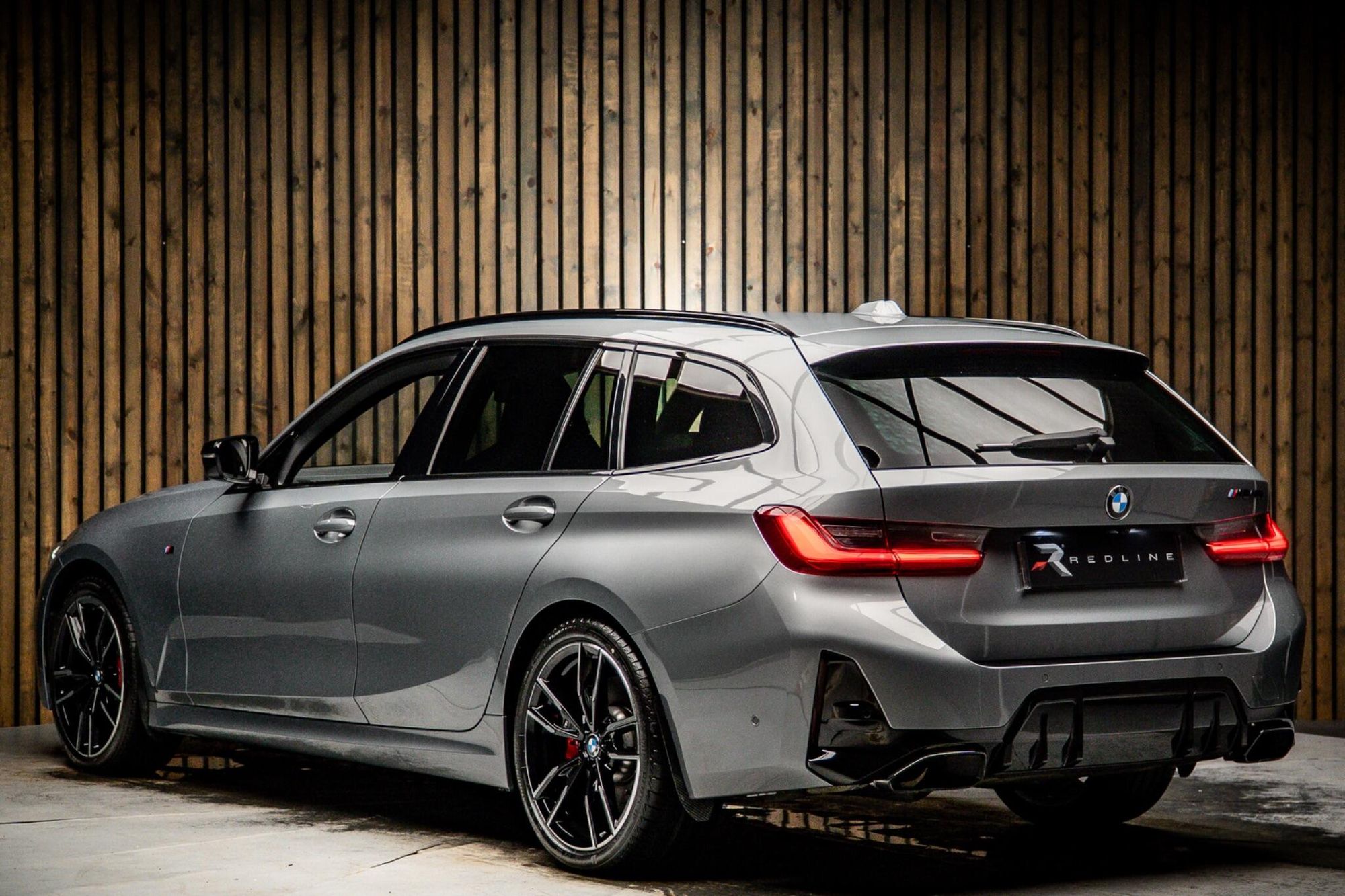 BMW 3 SERIES TOURING M340i xDrive MHT 5dr Step Auto for sale UK - Slide 3