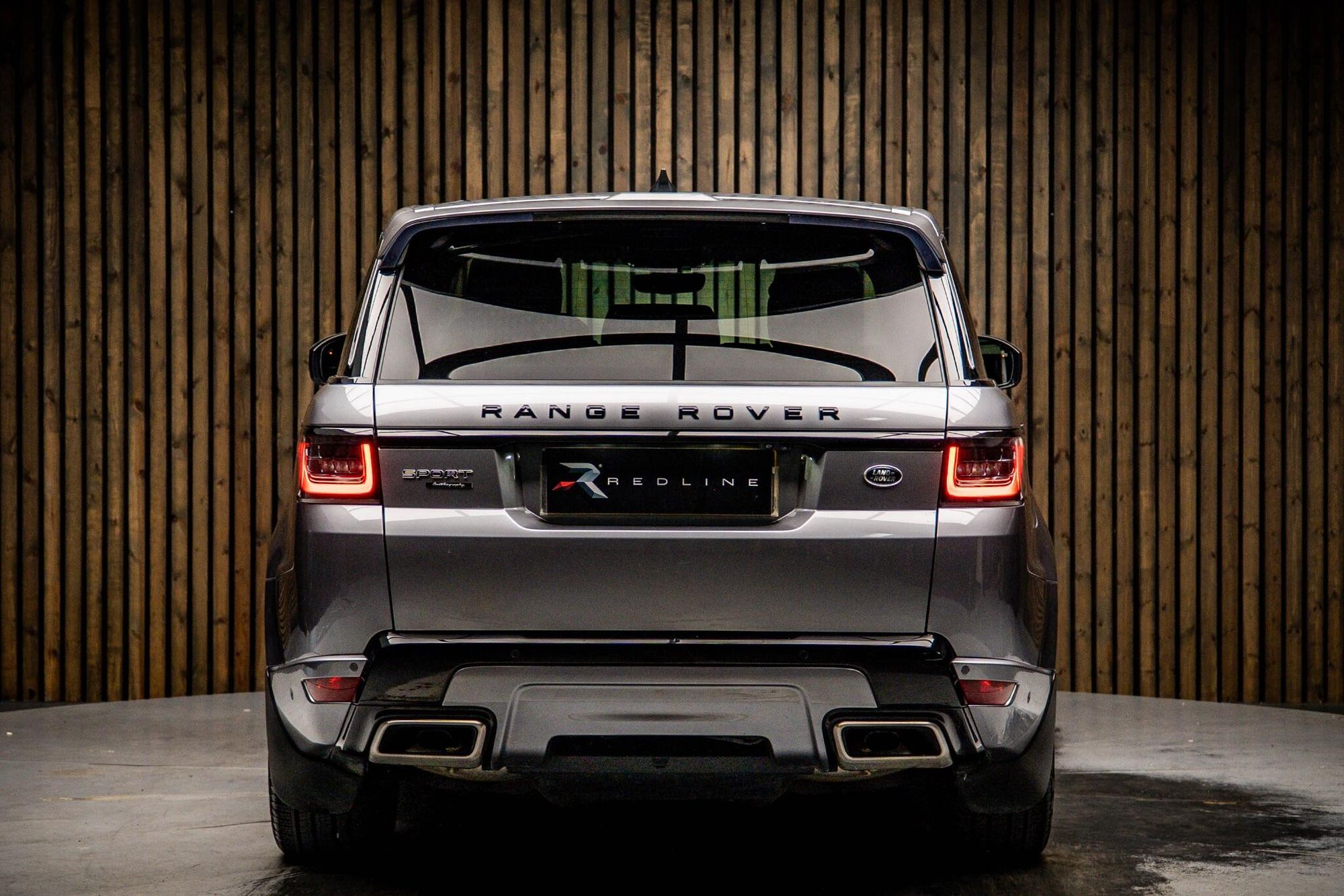 LAND ROVER RANGE ROVER SPORT DIESEL ESTATE 3.0 D300 Autobiography Dynamic 5dr Auto for sale UK - Slide 6