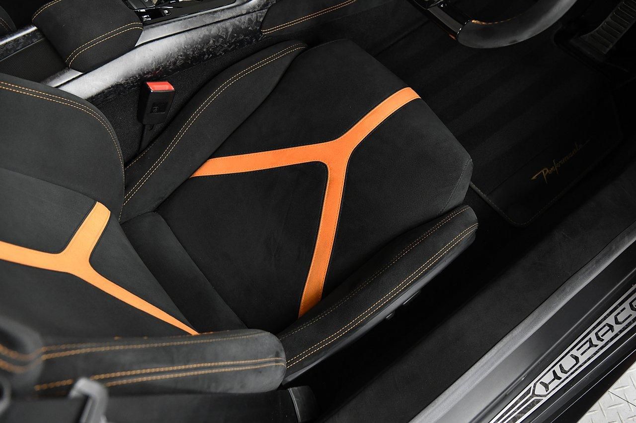 LAMBORGHINI HURACAN SPYDER LP 640-4 Performante 2dr LDF for sale UK - Slide 10