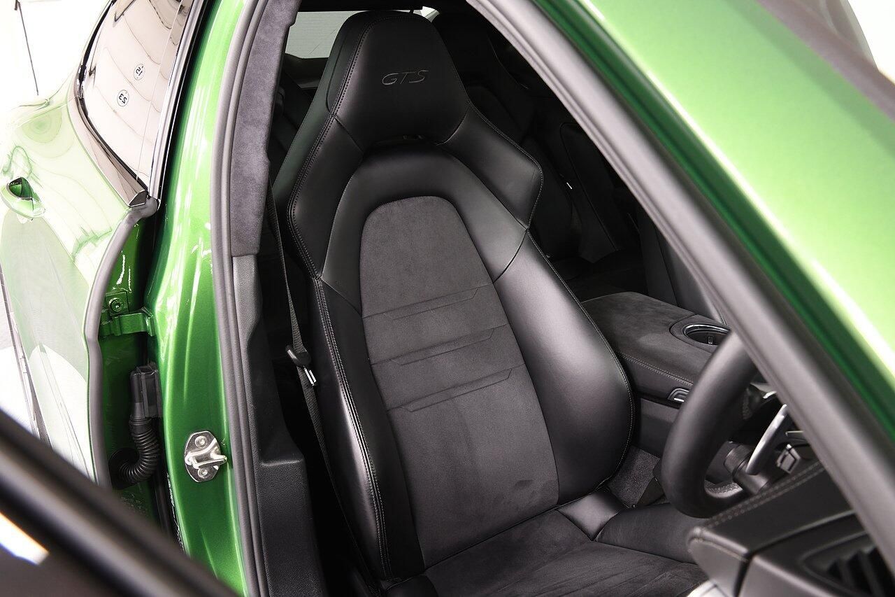 PORSCHE PANAMERA HATCHBACK 4.0 V8 Turbo GTS 5dr PDK for sale UK - Slide 8