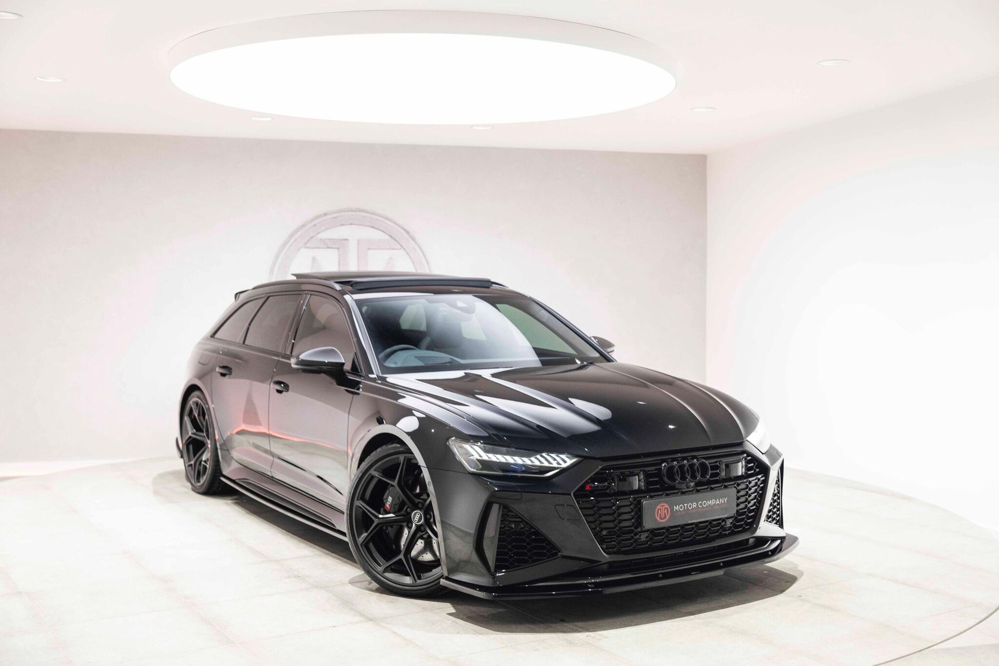 AUDI RS6 RS 6 AVANT RS 6 TFSI Quattro Performance 5dr Tiptronic for sale UK - Slide 2