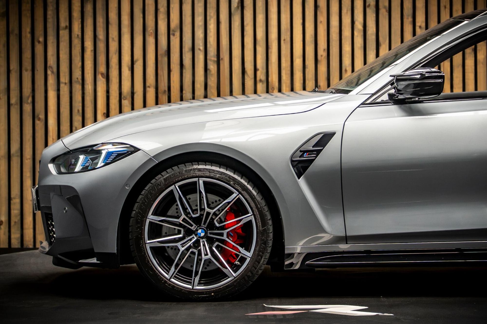 BMW M3 TOURING M3 xDrive 530 Competition M 5dr Step Auto for sale UK - Slide 9