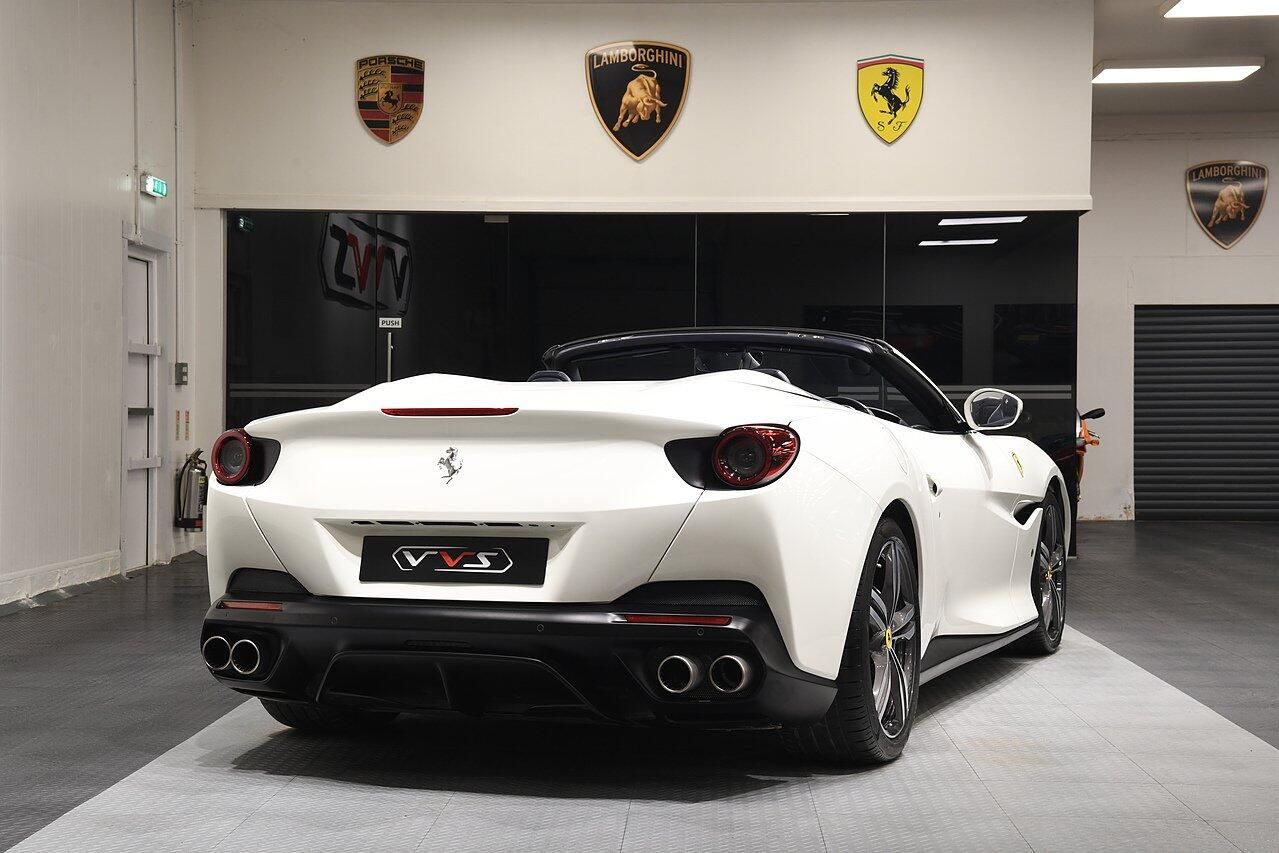 FERRARI PORTOFINO CONVERTIBLE GT 2dr Auto for sale UK - Slide 3