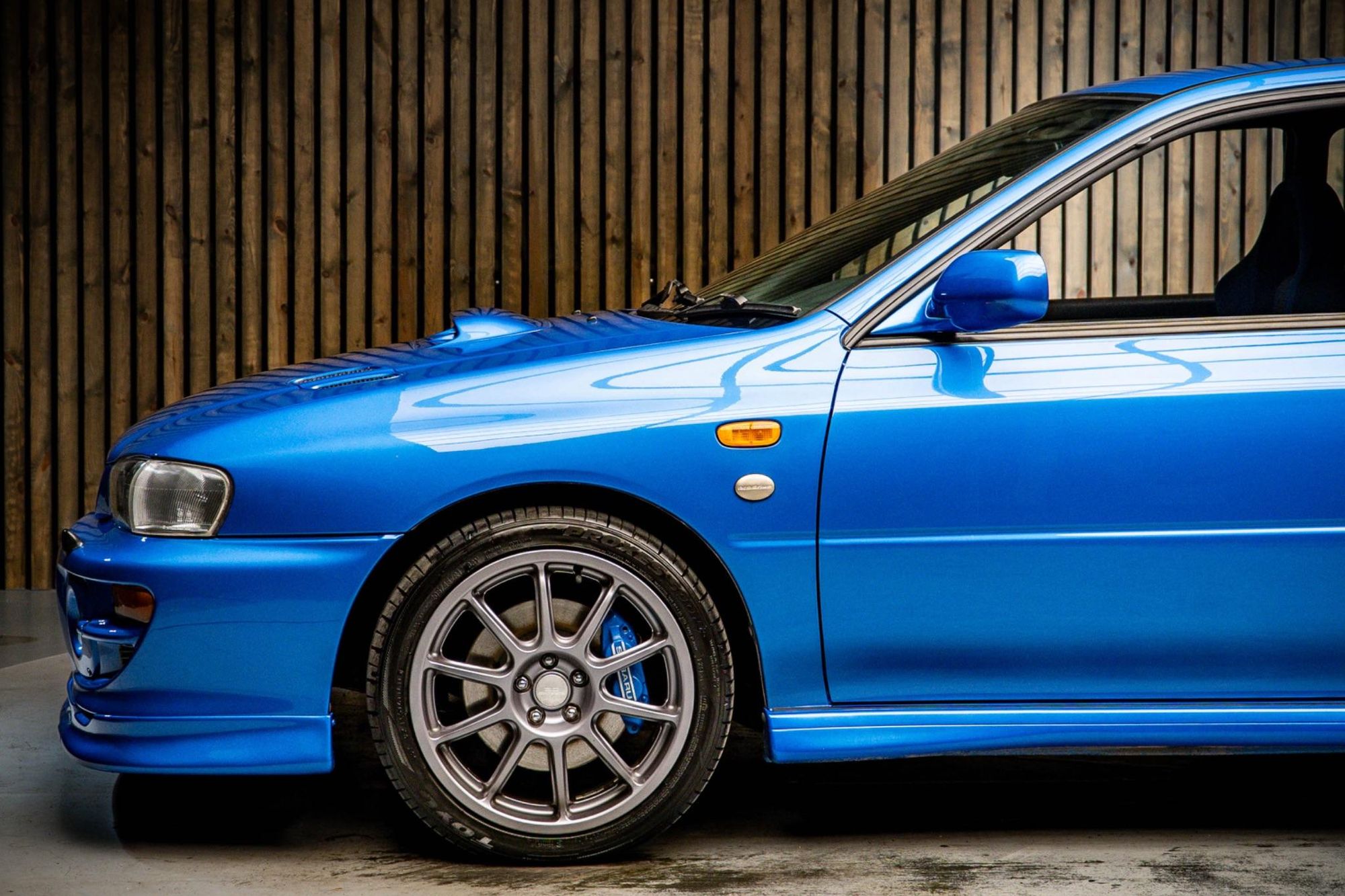 SUBARU IMPREZA SALOON SPECIAL EDITIONS 2.0 WR1 STi 4dr for sale UK - Slide 9