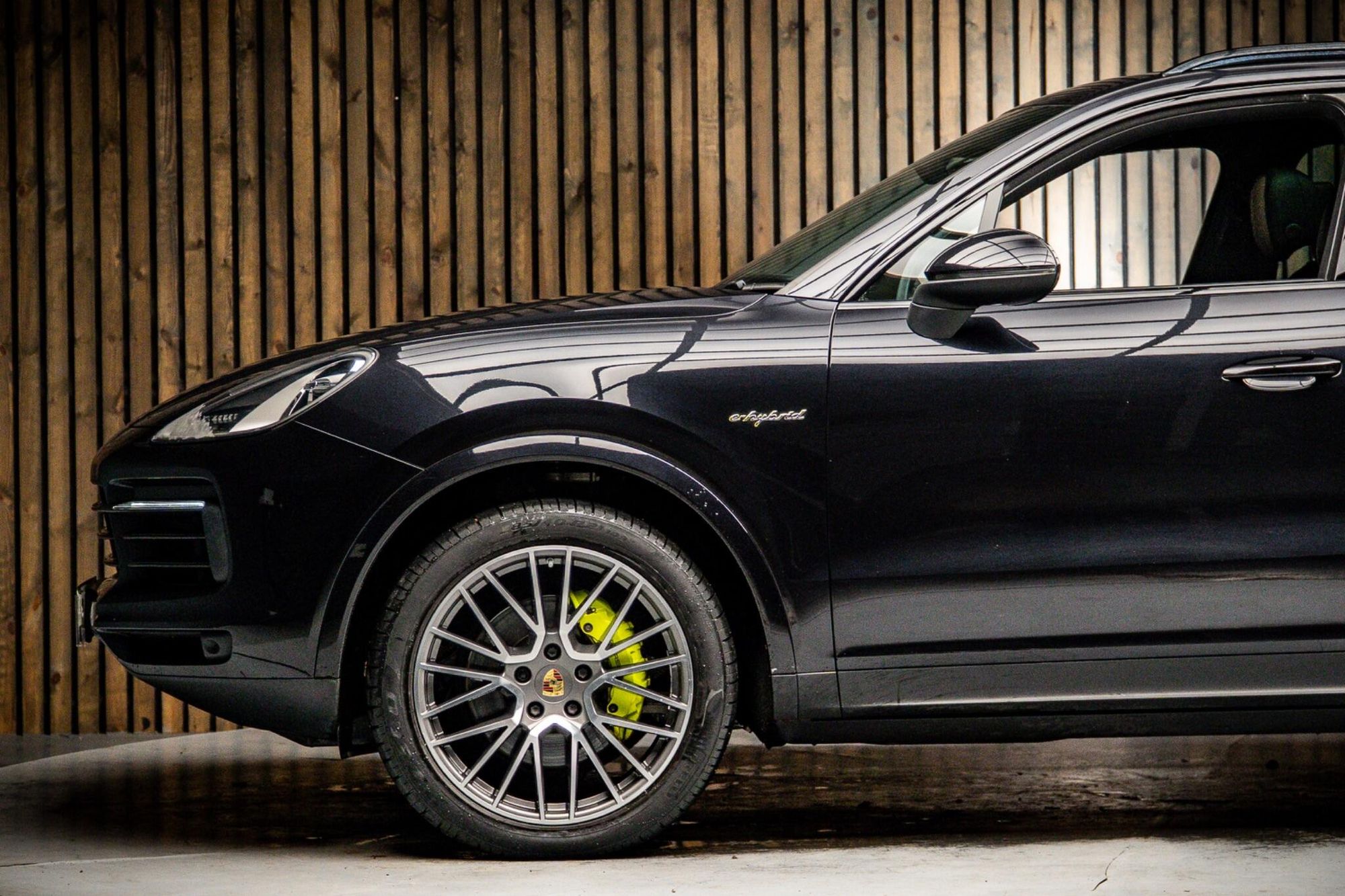 PORSCHE CAYENNE ESTATE E-Hybrid 5dr Tiptronic S for sale UK - Slide 9