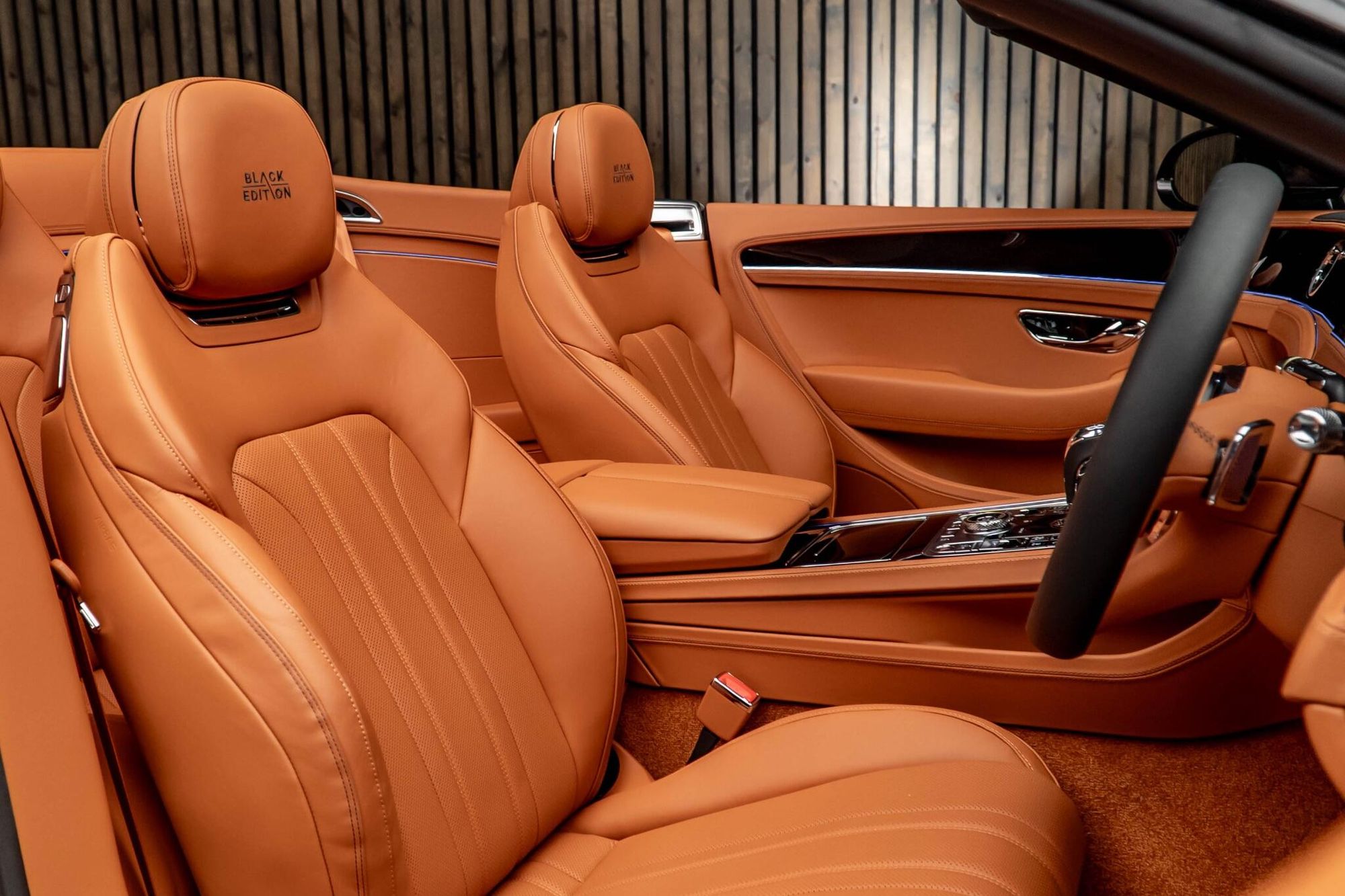 BENTLEY CONTINENTAL GTC CONVERTIBLE 4.0 V8 Hybrid Black Edition 2dr Auto for sale UK - Slide 2