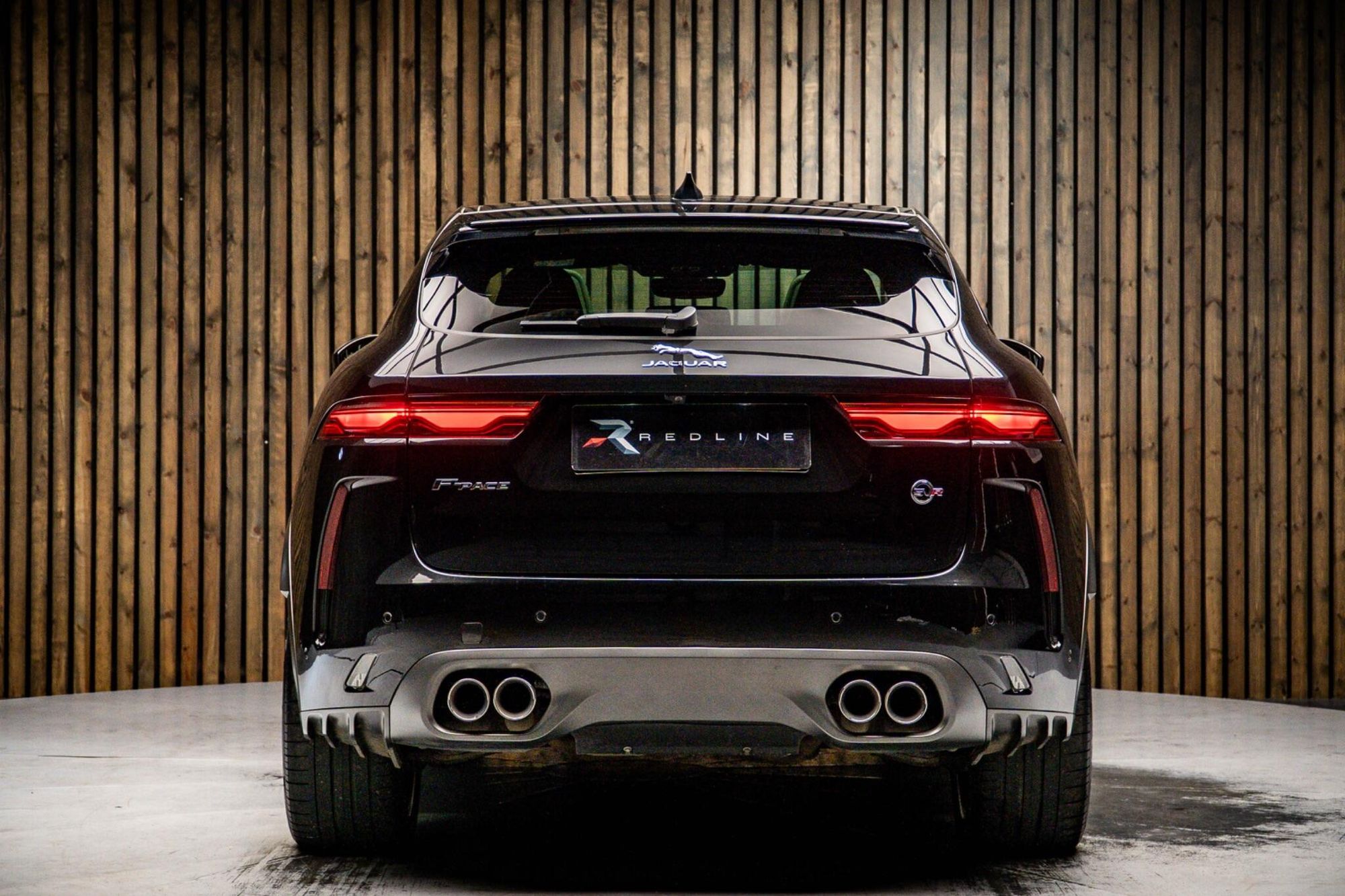 JAGUAR F-PACE ESTATE 5.0 V8 550 SVR 5dr Auto AWD for sale UK - Slide 6