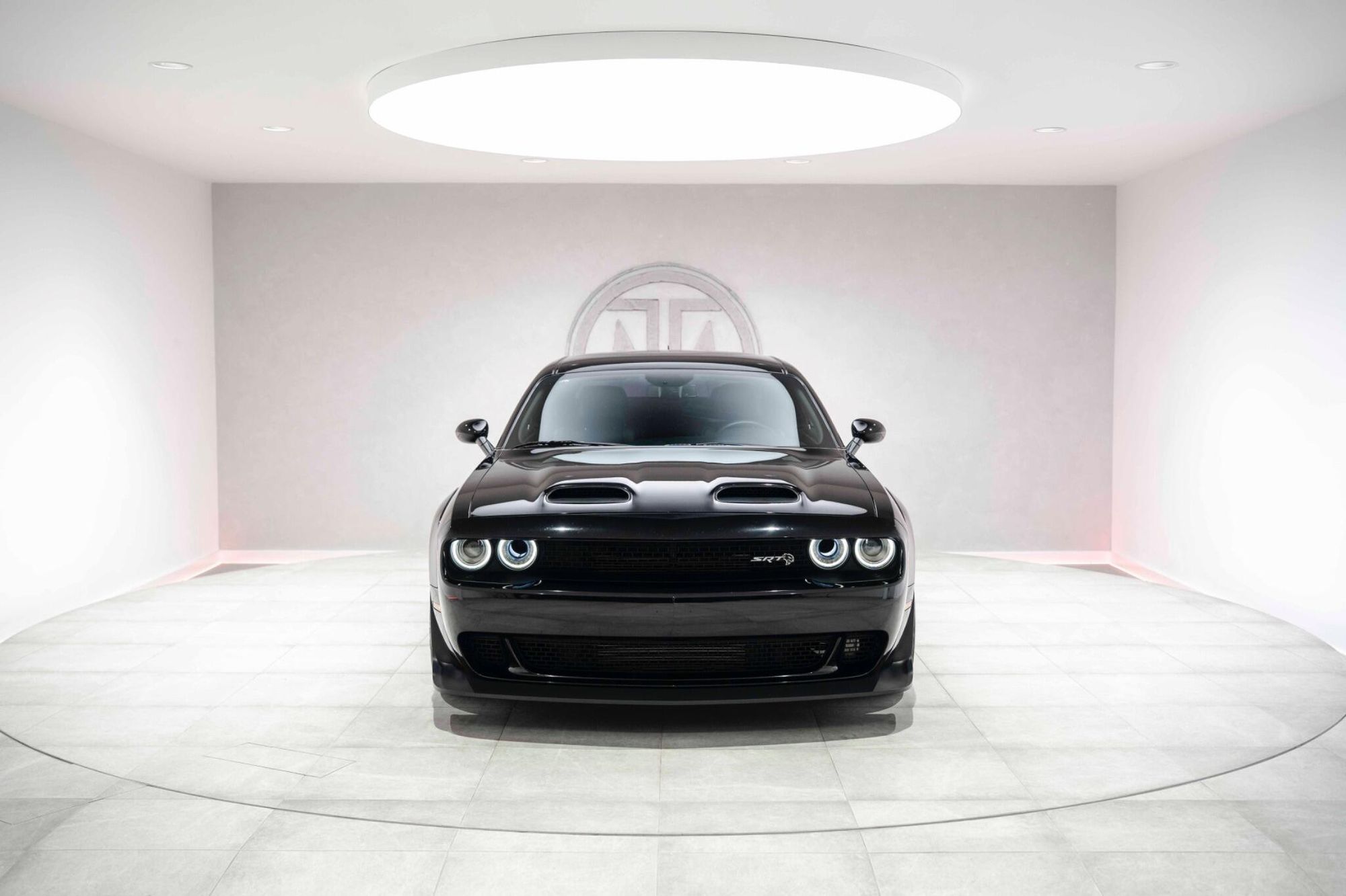 DODGE CHALLENGER BLACK GHOST 6.3 SXT 5dr for sale UK - Slide 6