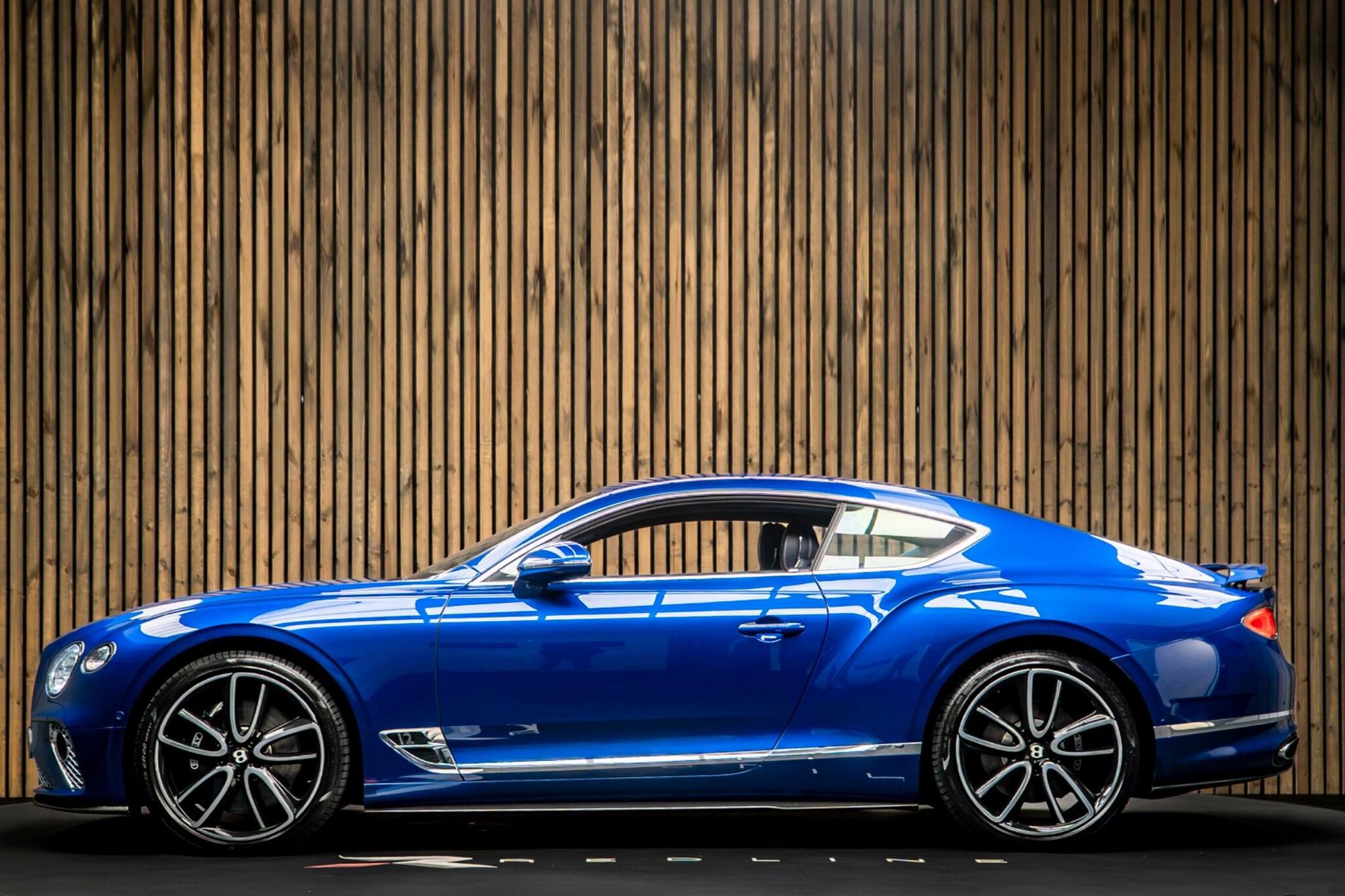 BENTLEY CONTINENTAL GT COUPE 6.0 W12 2dr Auto for sale UK - Slide 7