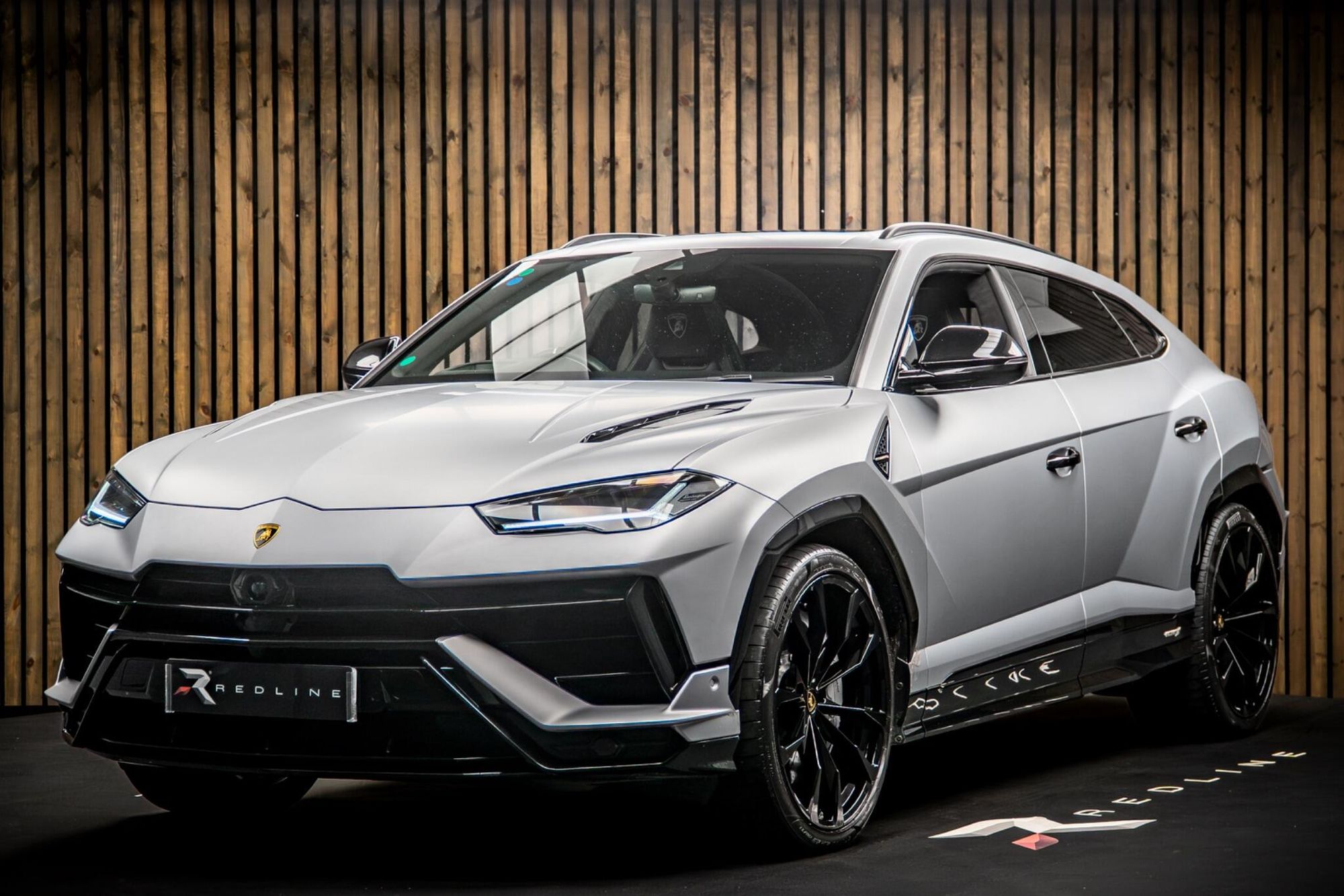 LAMBORGHINI URUS ESTATE 4.0T FSI V8 S 5dr Auto for sale UK - Slide 8