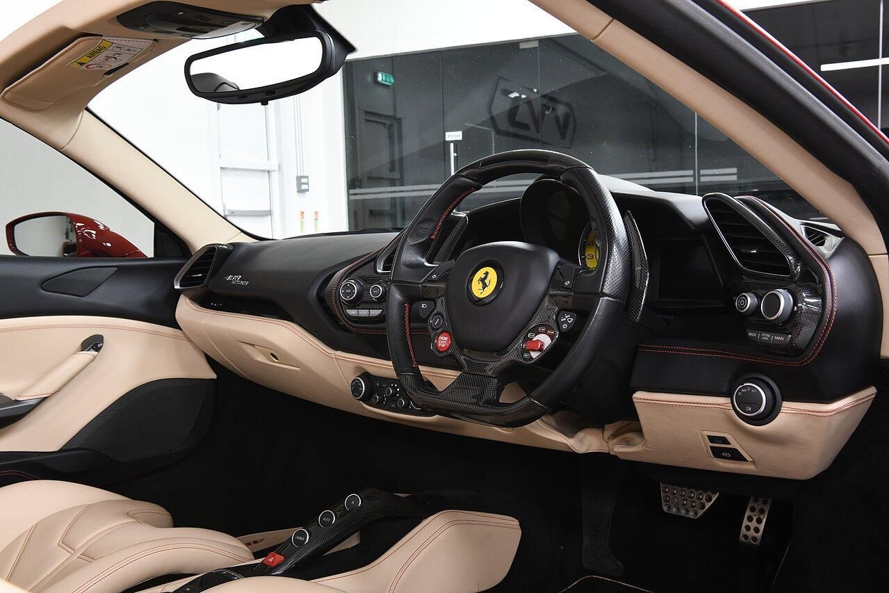 FERRARI 488 CONVERTIBLE Spider 2dr Auto for sale UK - Slide 4