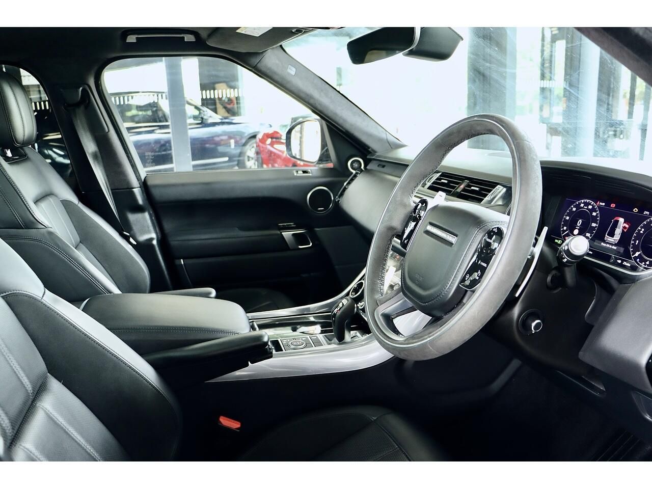 LAND ROVER RANGE ROVER SPORT ESTATE 3.0 P400 HST 5dr Auto for sale UK - Slide 9