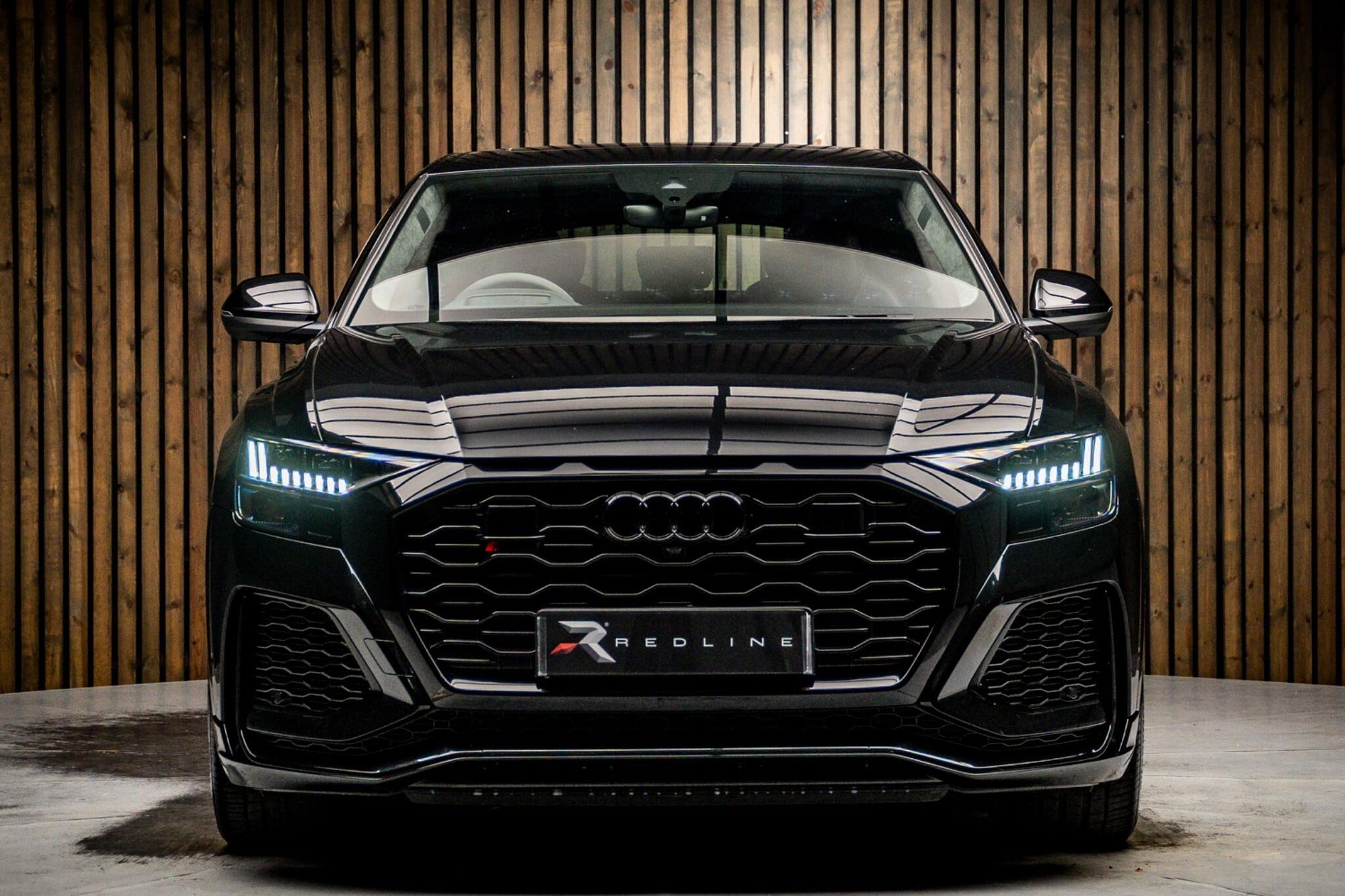 AUDI Q8 ESTATE SQ8 TFSI Quattro Vorsprung 5dr Tiptronic for sale UK - Slide 5